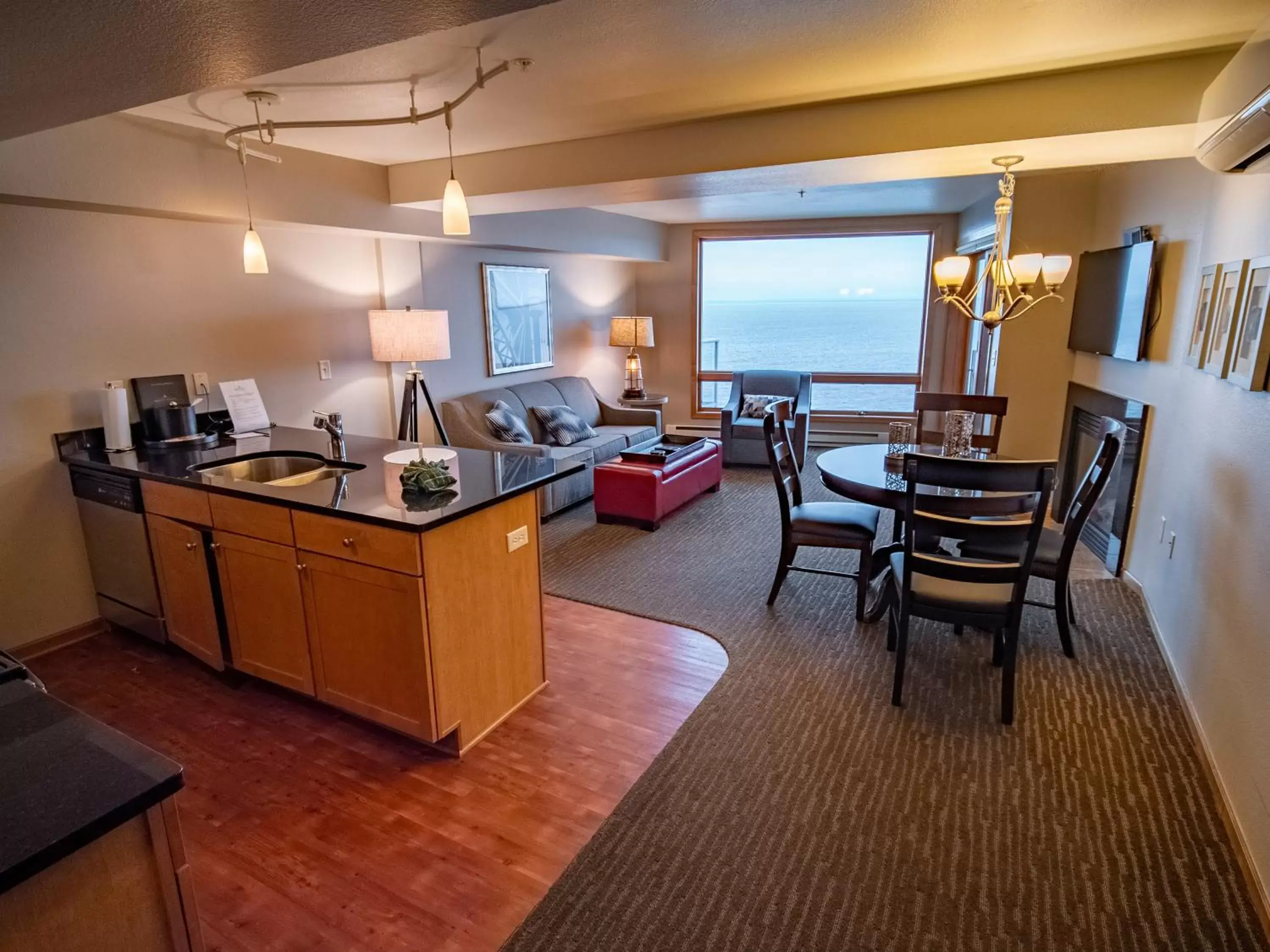 Two-Bedroom Condo in Beacon Pointe on Lake Superior