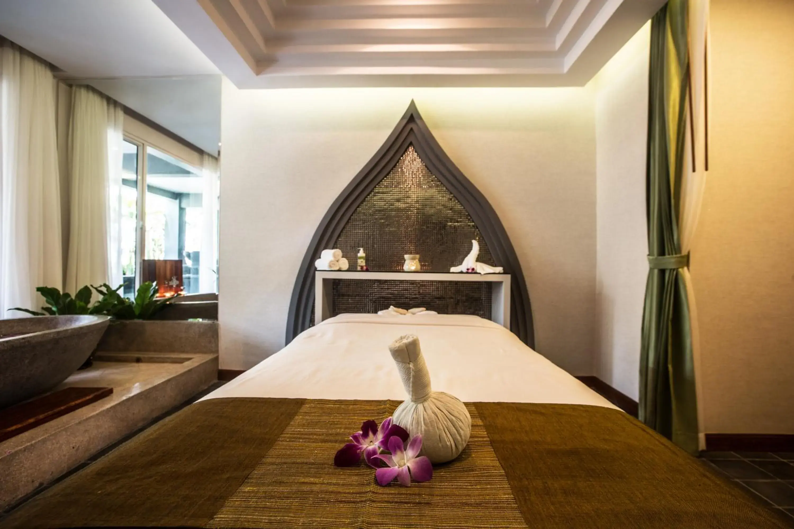 Spa and wellness centre/facilities, Bed in J7 Angkor Hotel