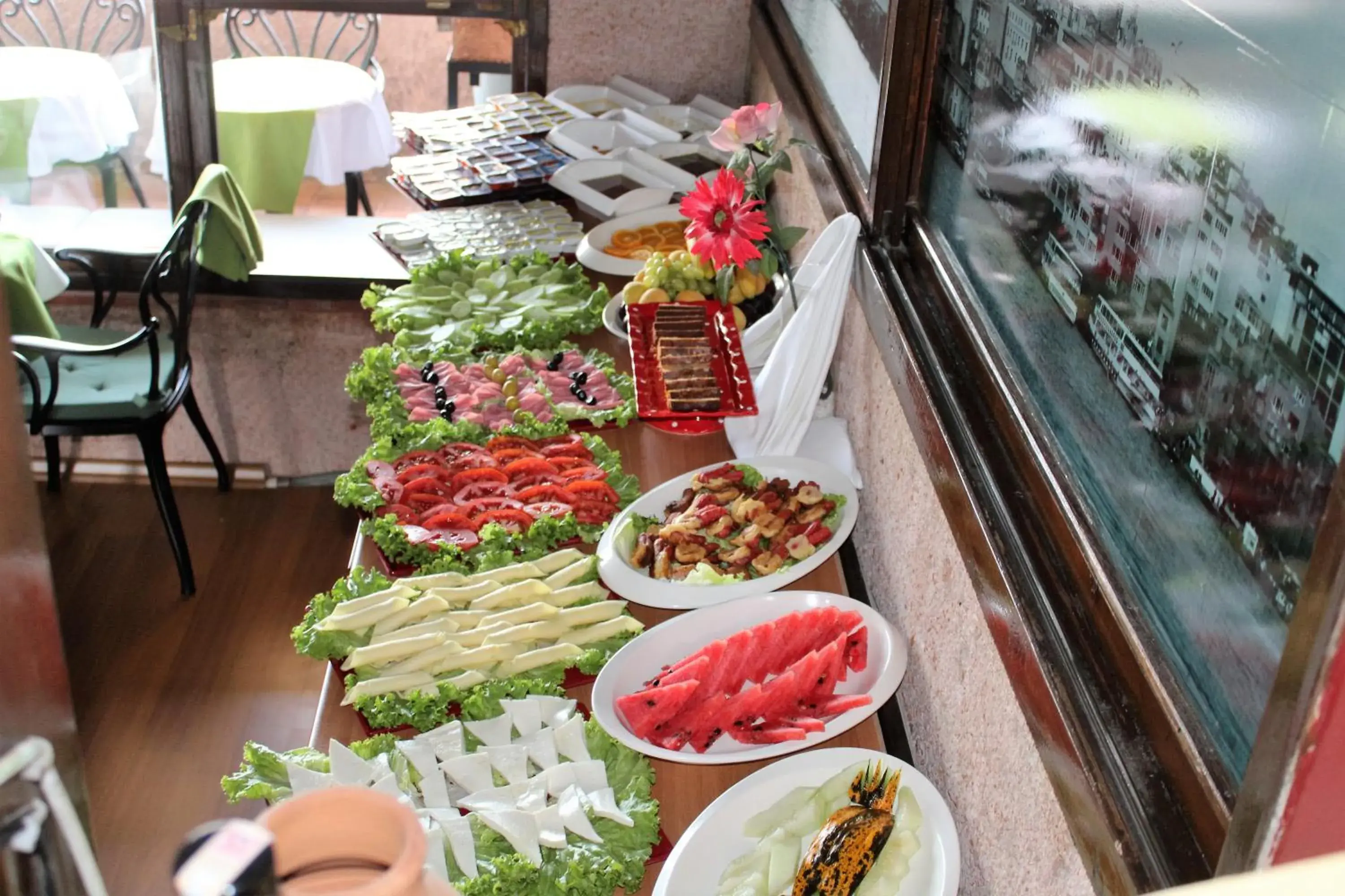 Restaurant/places to eat, Food in Ararat Hotel