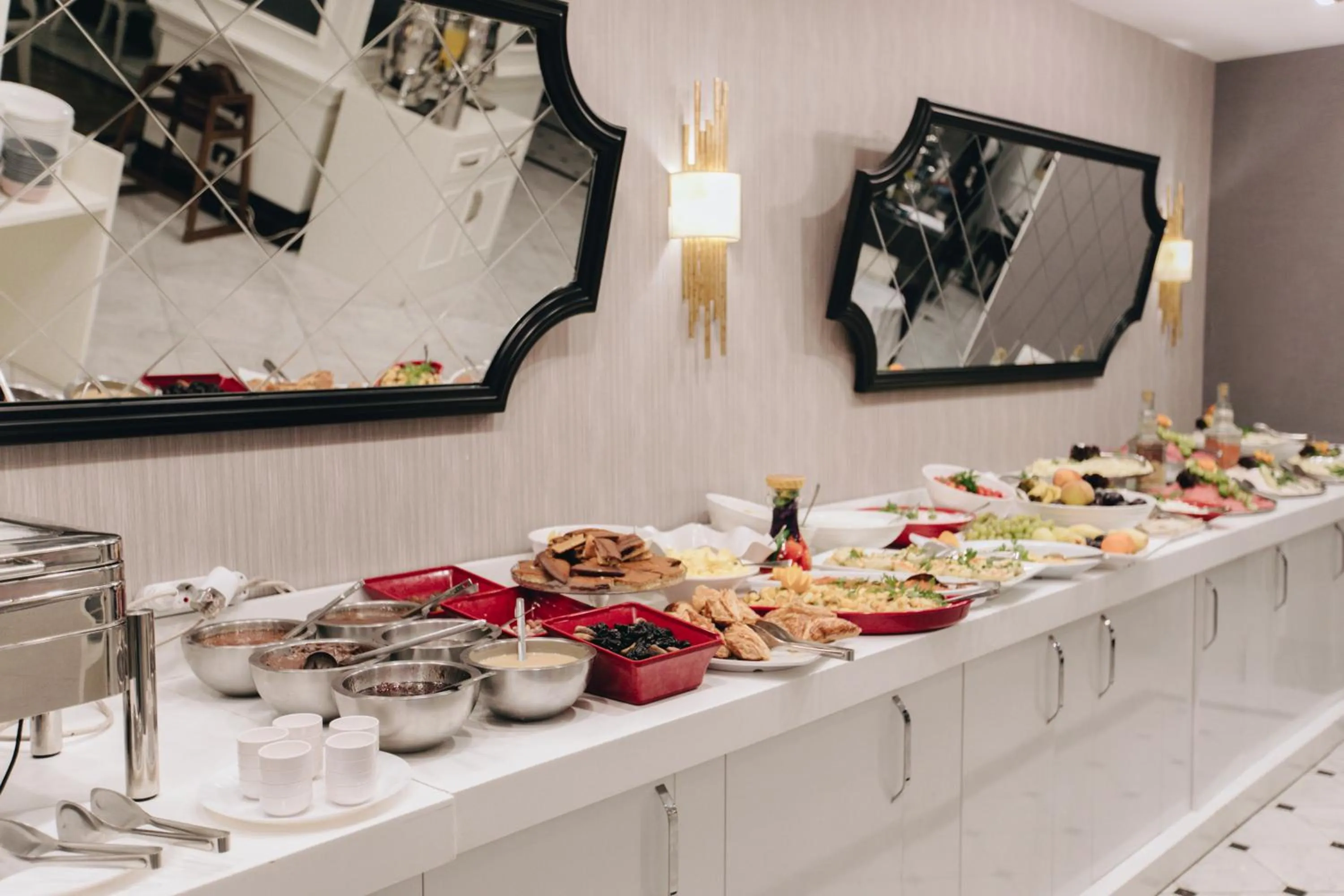 Breakfast in Mia Berre Hotels