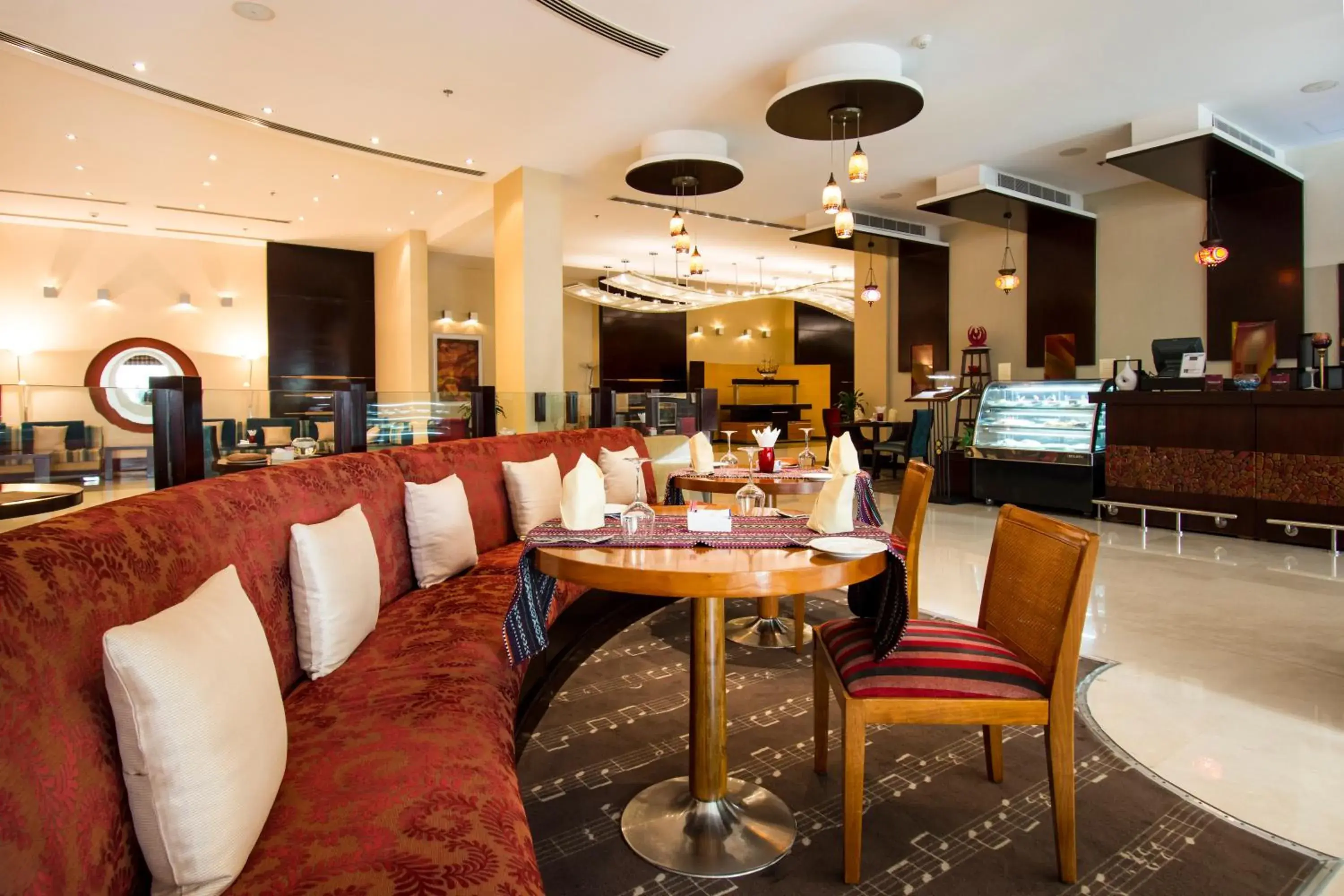 Restaurant/Places to Eat in City Seasons Hotel & Suites Muscat