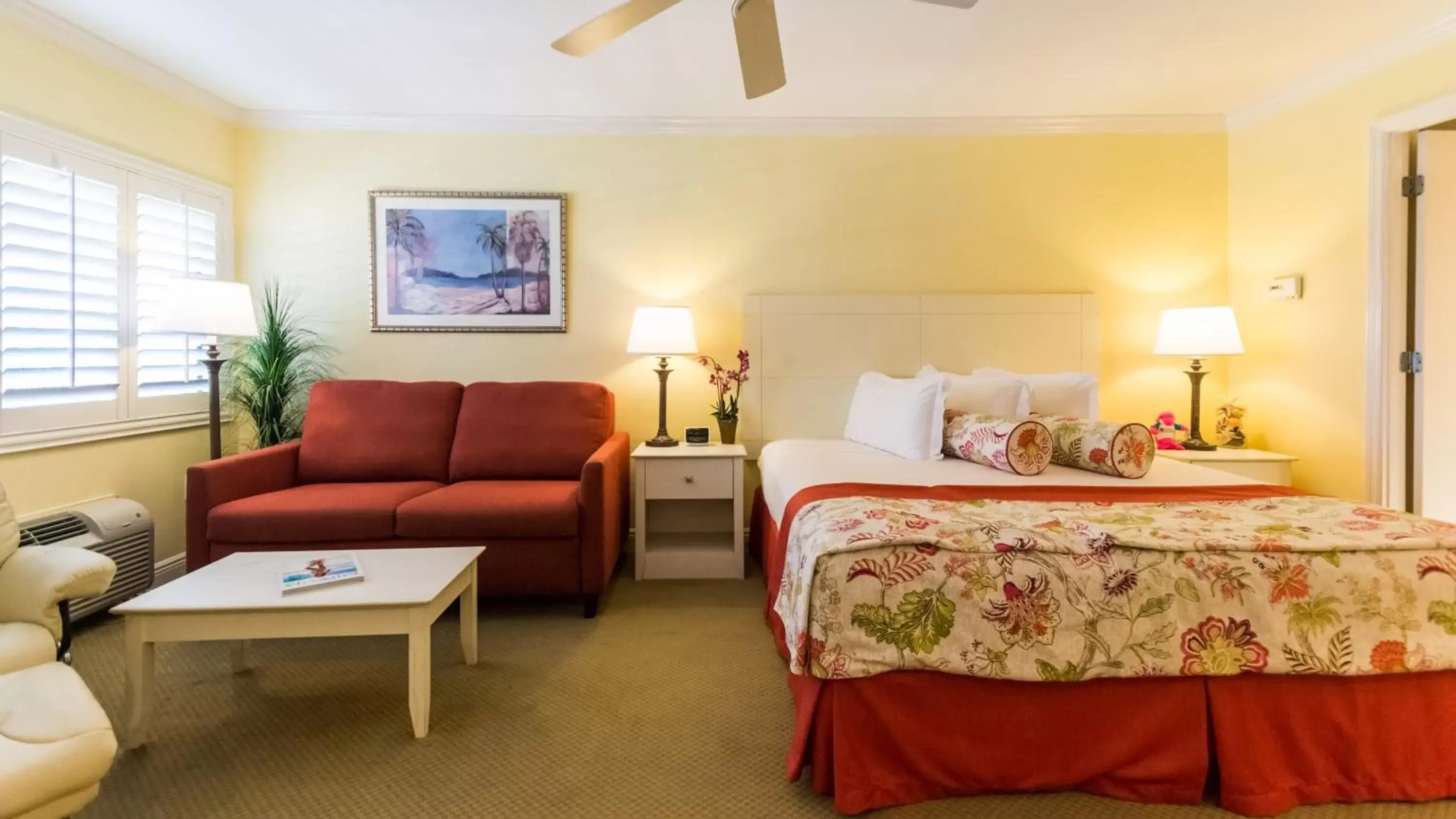 Bed in Inn at the Beach-Venice Florida