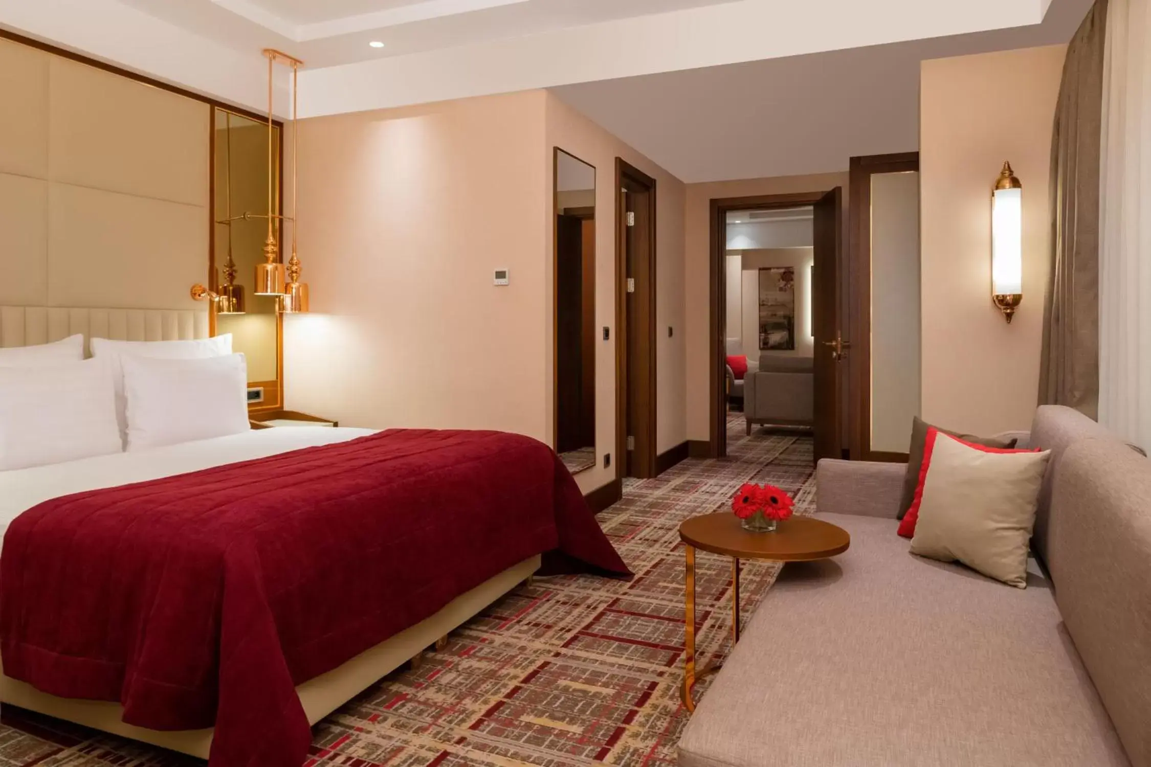 Bedroom, Bed in Mövenpick Hotel Istanbul Asia Airport