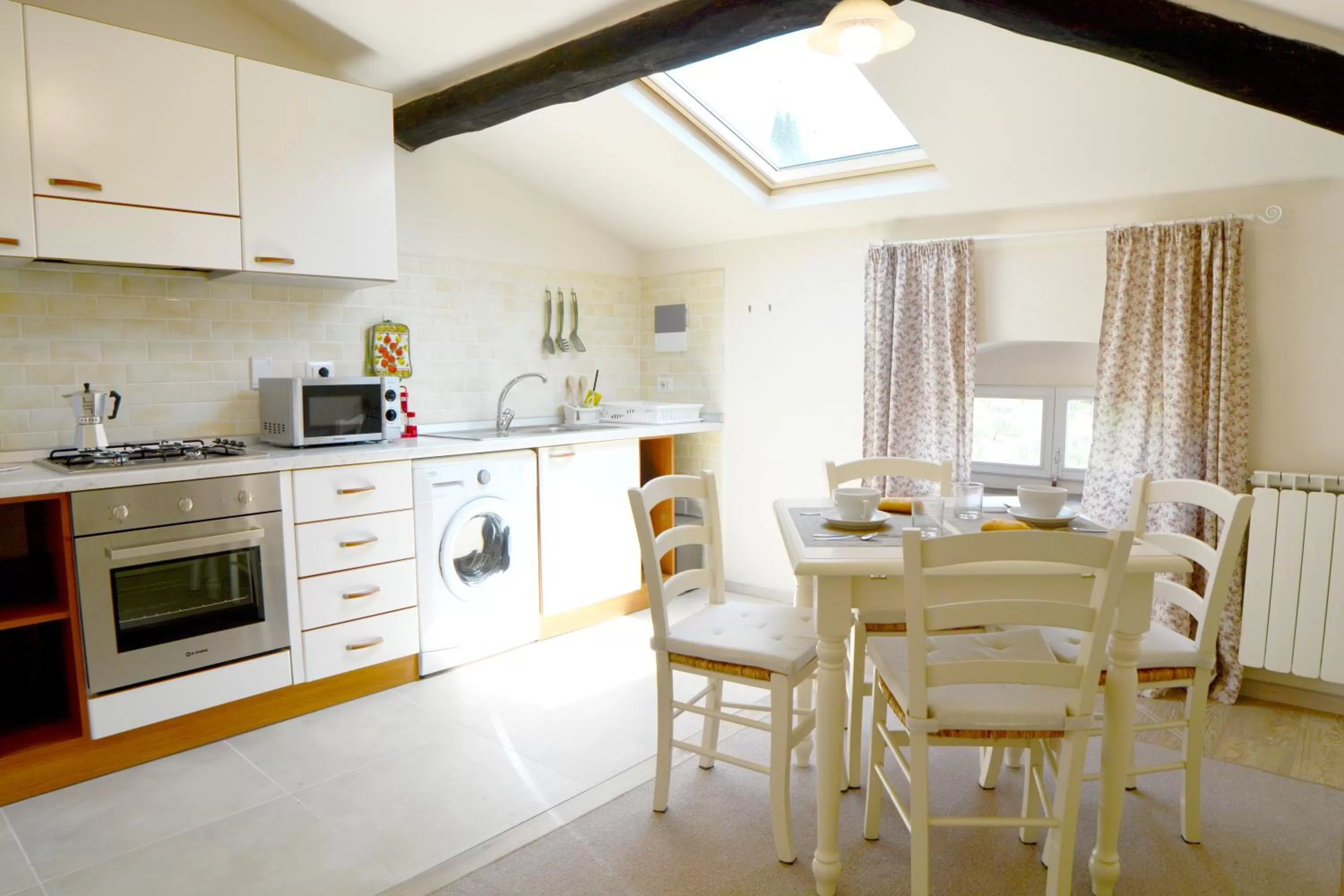 Kitchen or kitchenette in Dimora Salviati