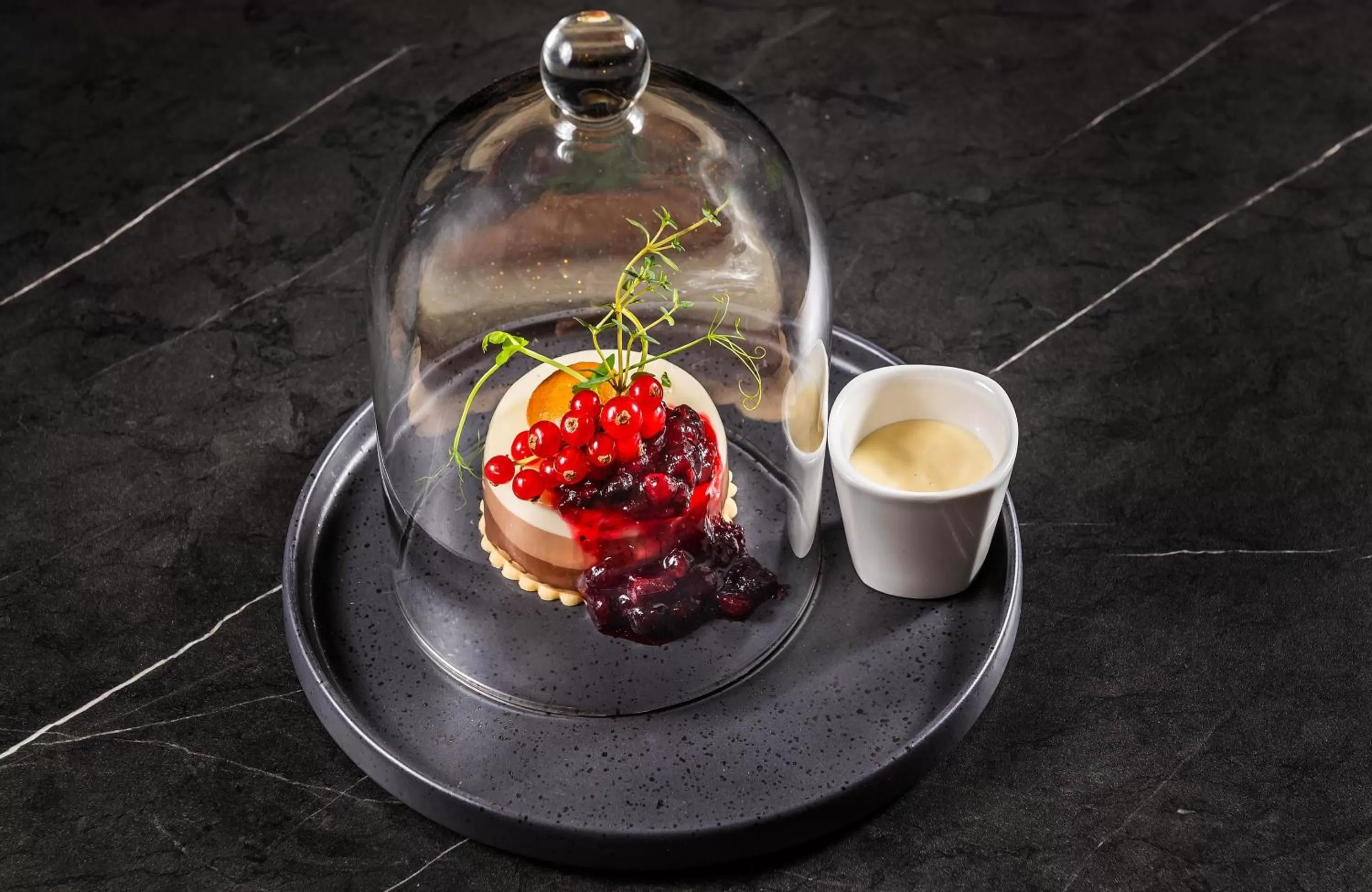 Restaurant/places to eat in NYX Hotel Warsaw by Leonardo Hotels