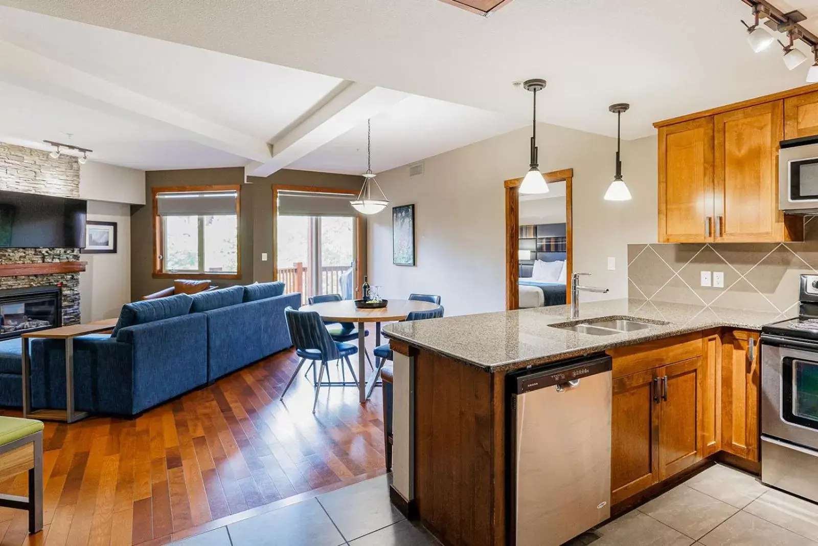 Kitchen or kitchenette, Kitchen/Kitchenette in Stoneridge Mountain Resort