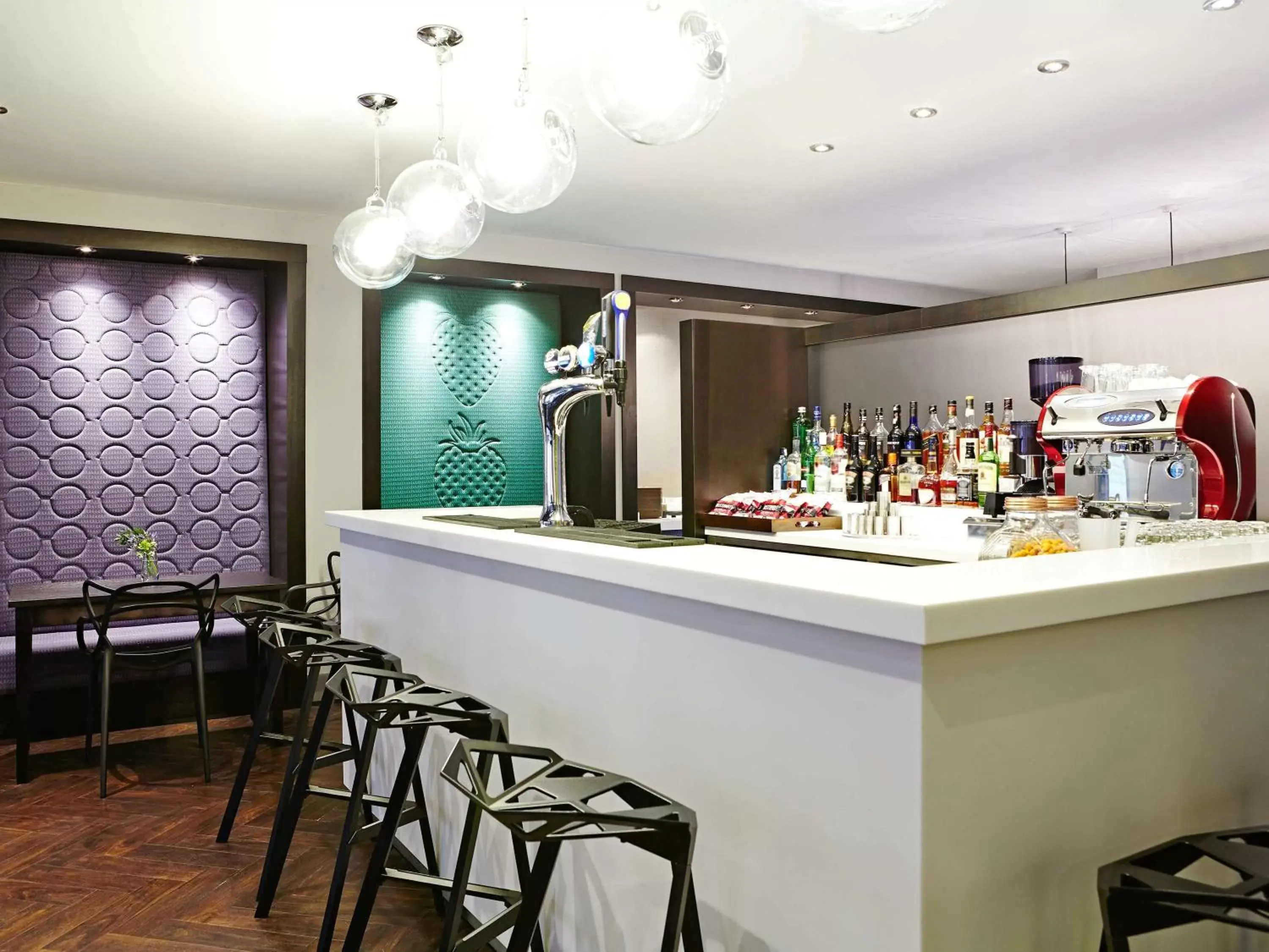 Restaurant/places to eat, Lounge/Bar in Ibis Styles Liverpool Centre Dale Street - Cavern Quarter