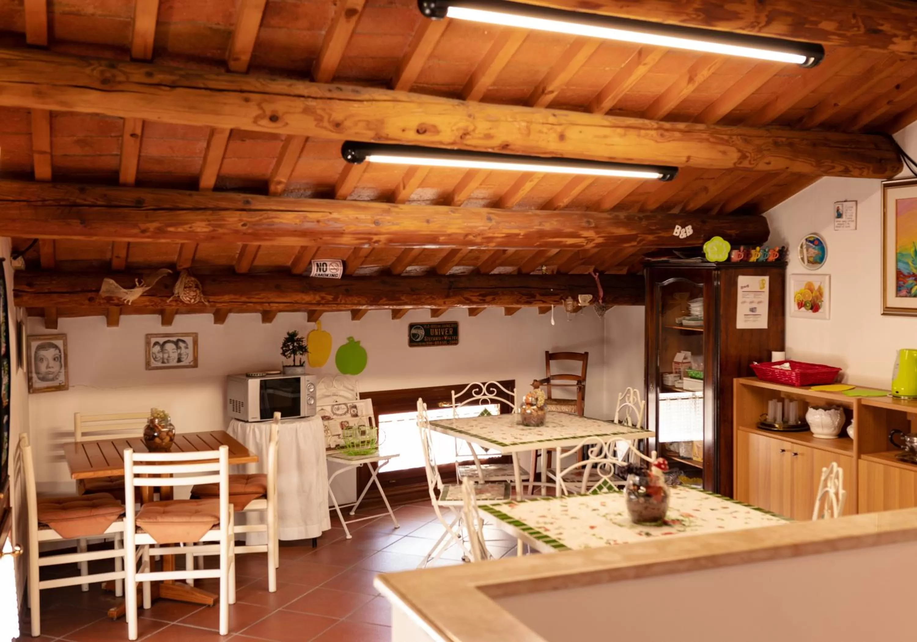 Dining area in Casa Stefy