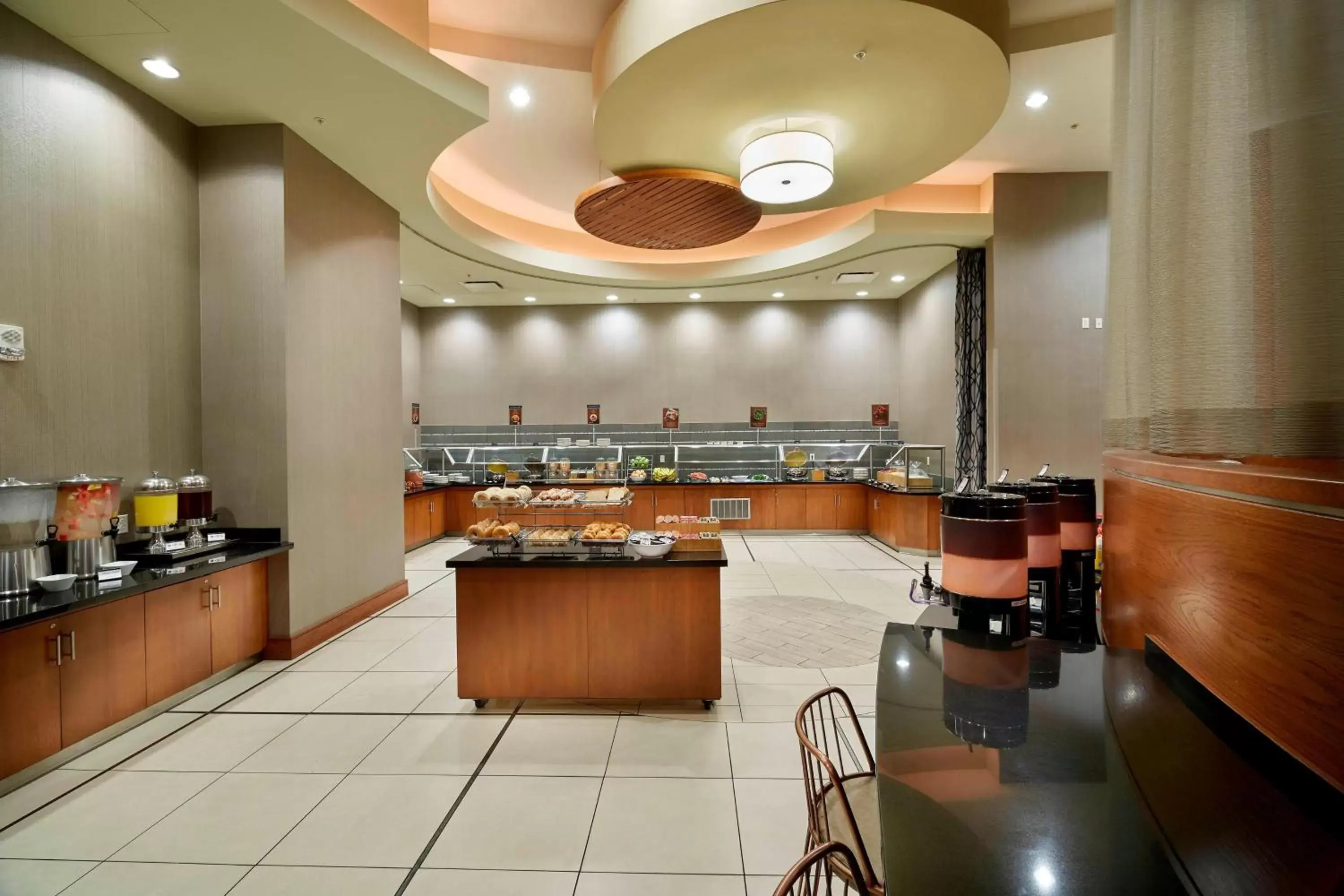 Breakfast, Restaurant/Places to Eat in SpringHill Suites by Marriott Las Vegas Convention Center