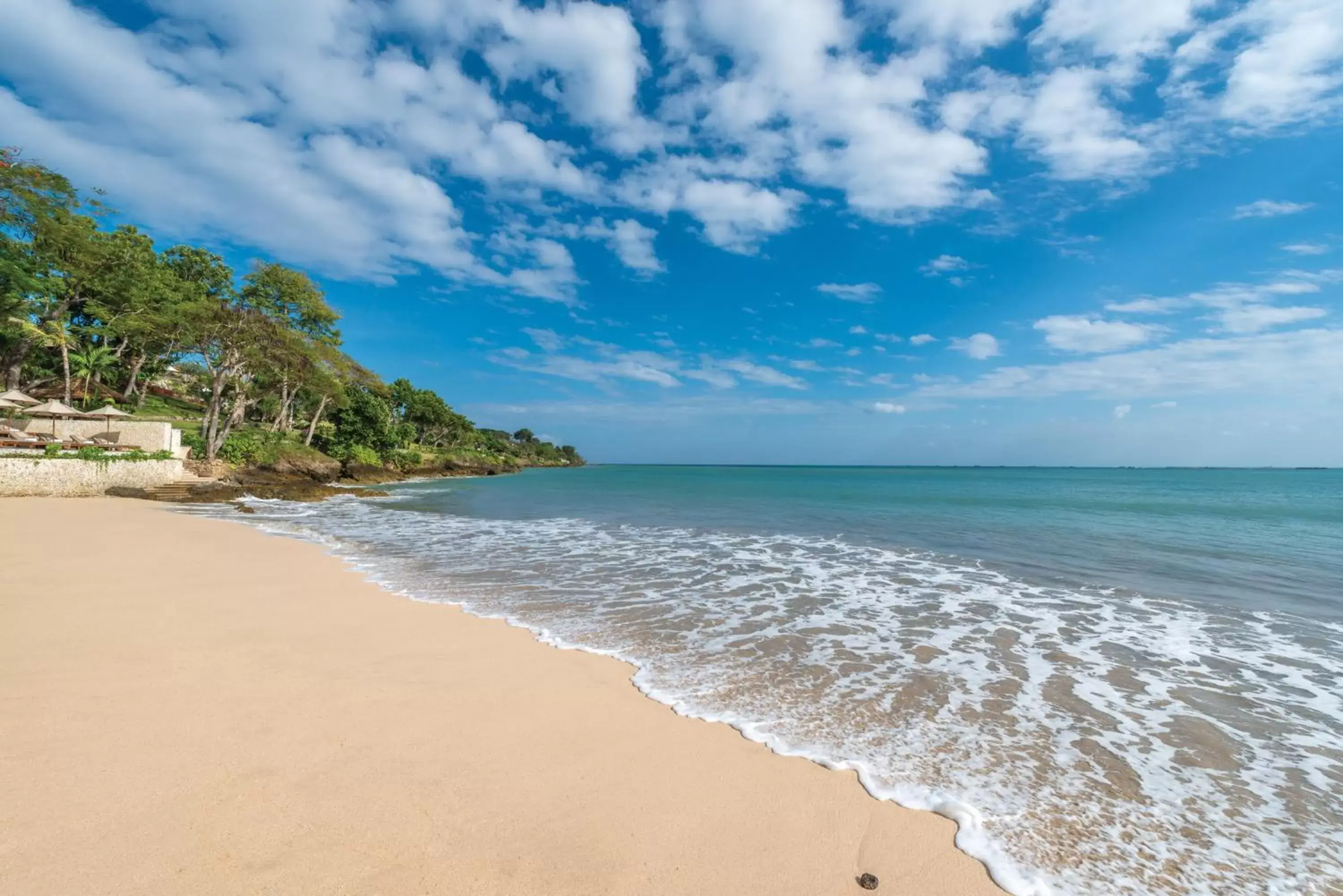 Beach in Four Seasons Resort Bali at Jimbaran Bay