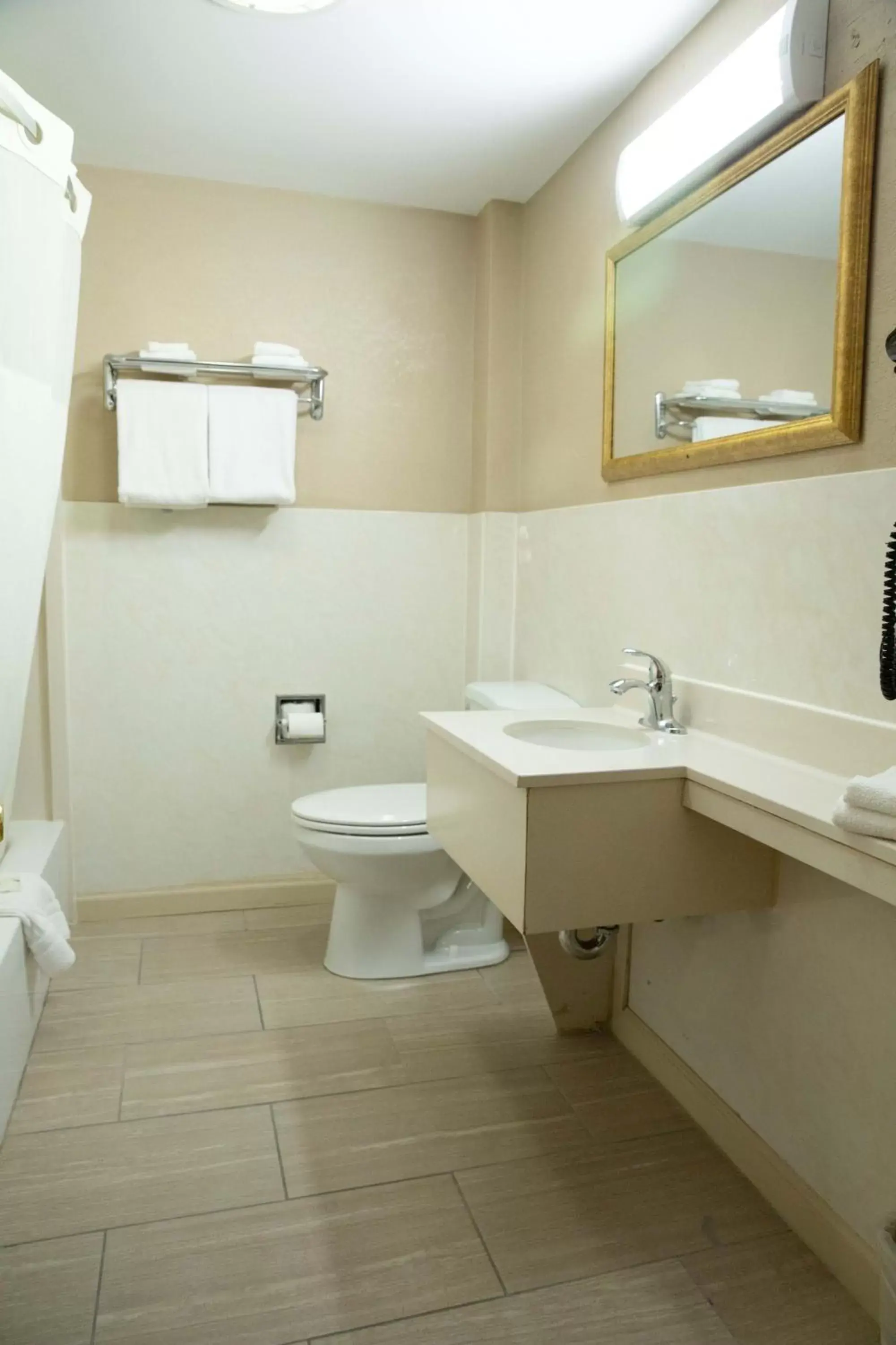 Bathroom in Quality Inn Raynham - Taunton