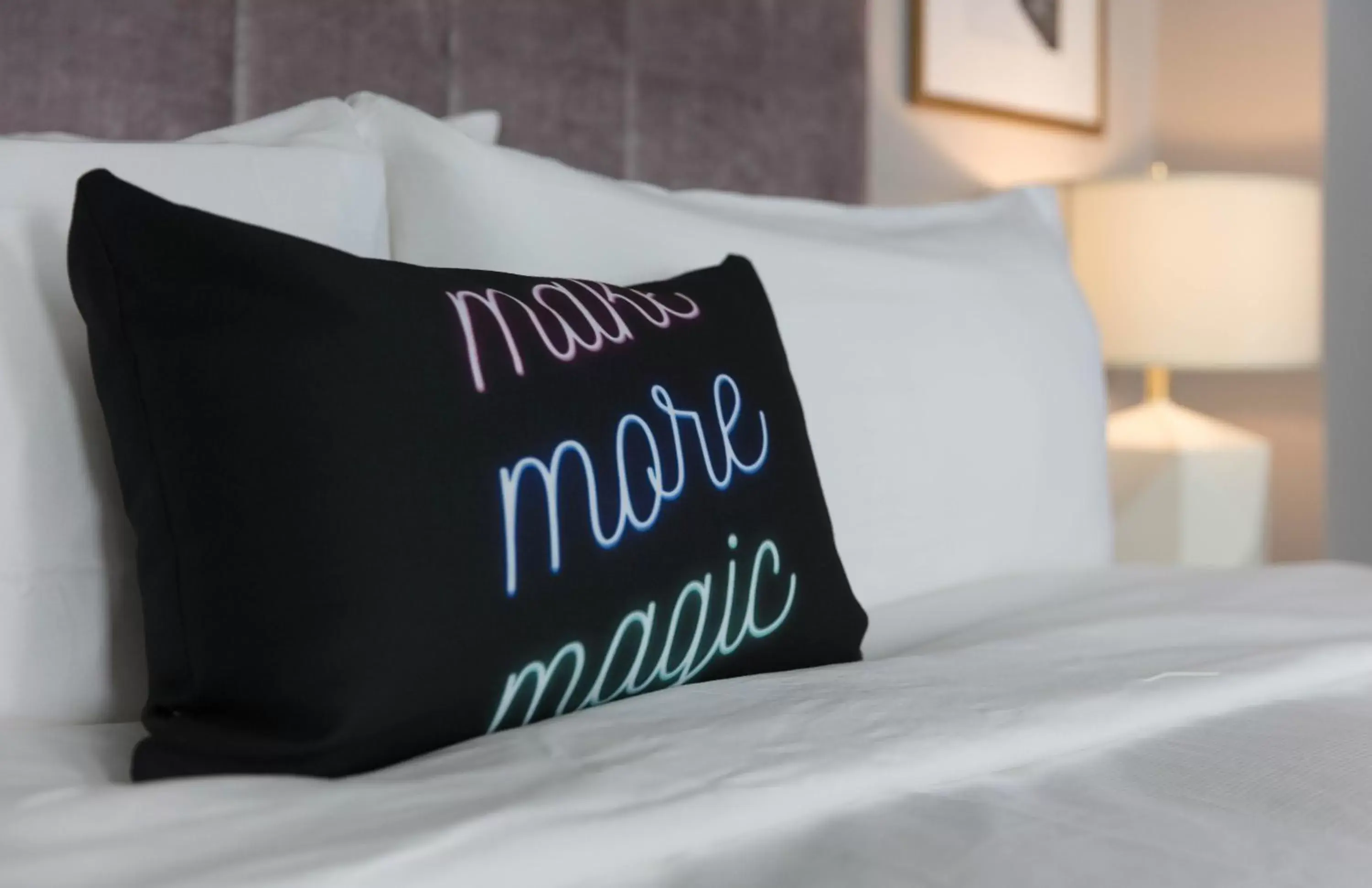 Bed in Hotel Trundle Bed in Hotel Trundle