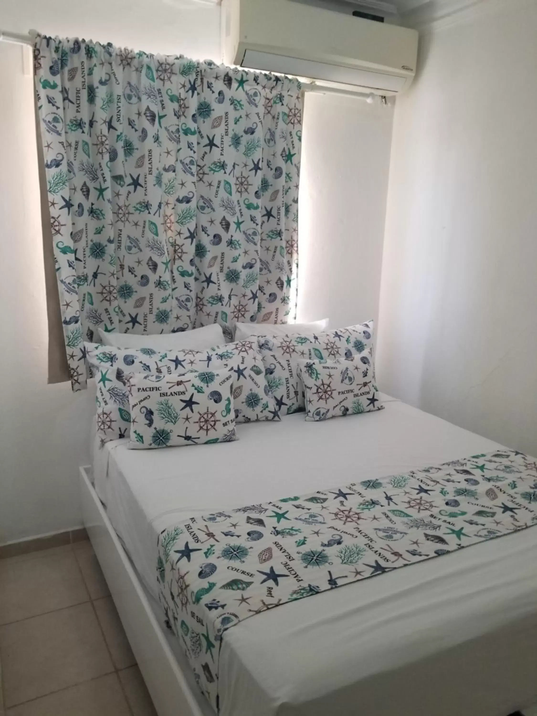 Bedroom, Bed in Karimar Beach Condo Hotel