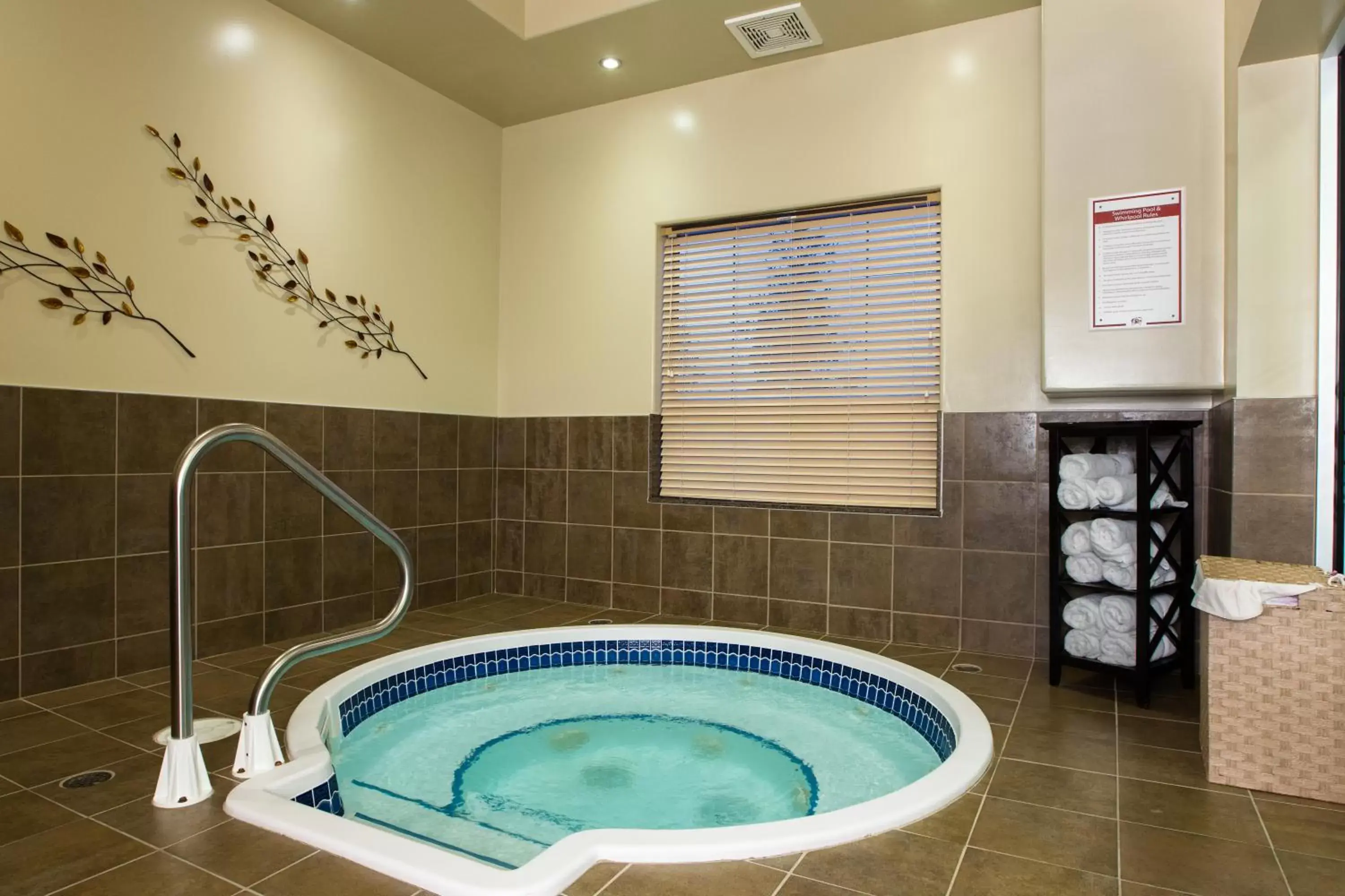 Spa and wellness centre/facilities in The Kanata Fort Saskatchewan