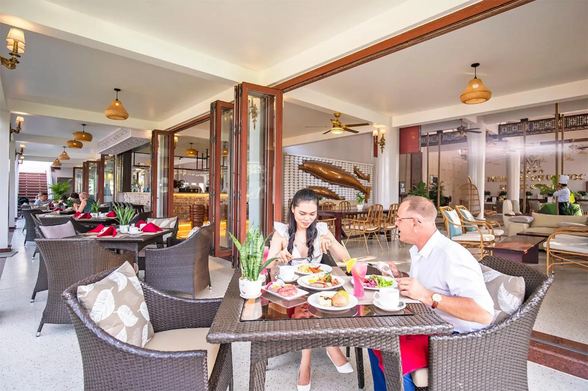 Lounge or bar, Restaurant/Places to Eat in Mercury Phu Quoc Resort & Villas