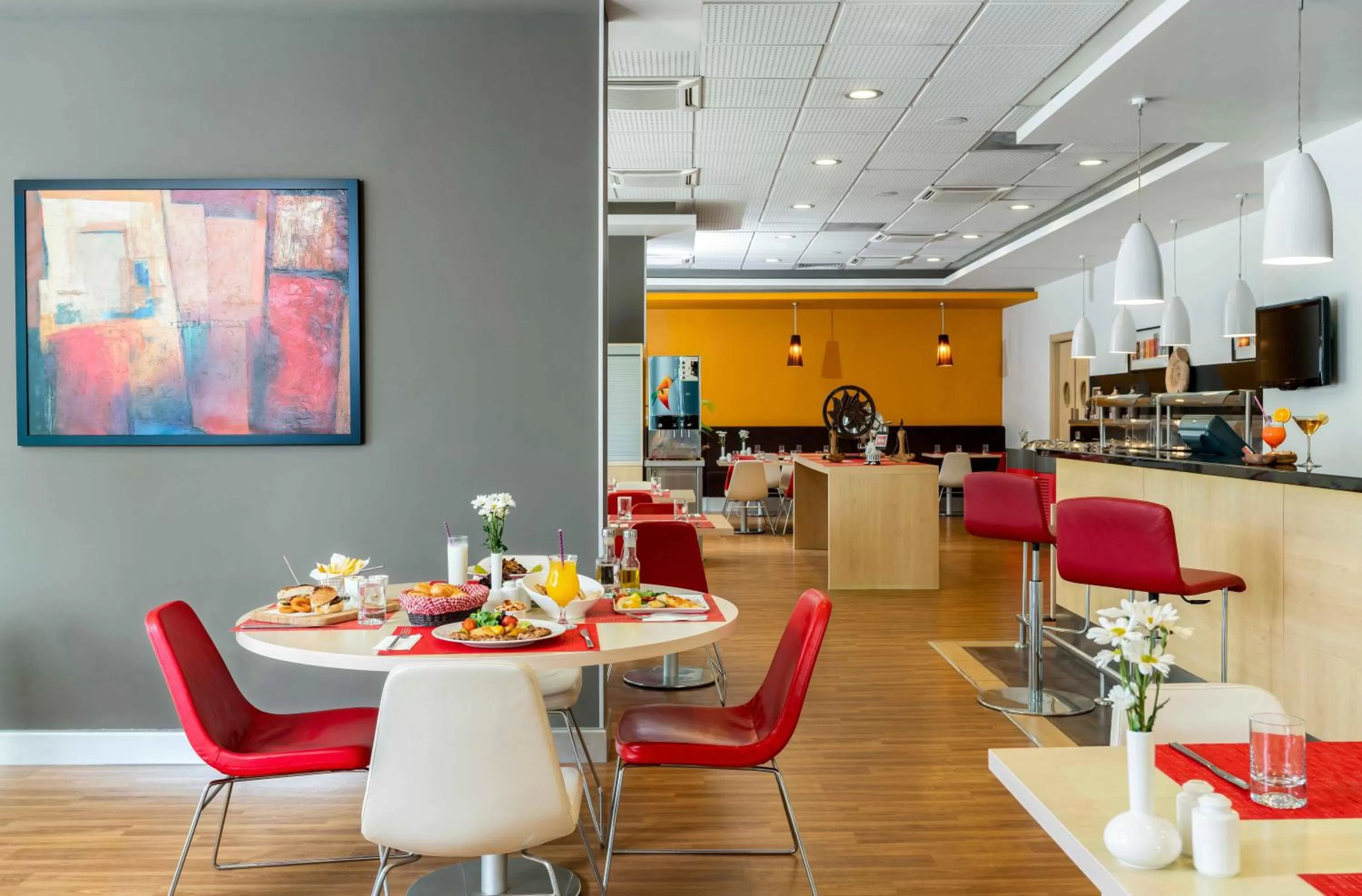 Food and drinks in Ibis Izmir Alsancak