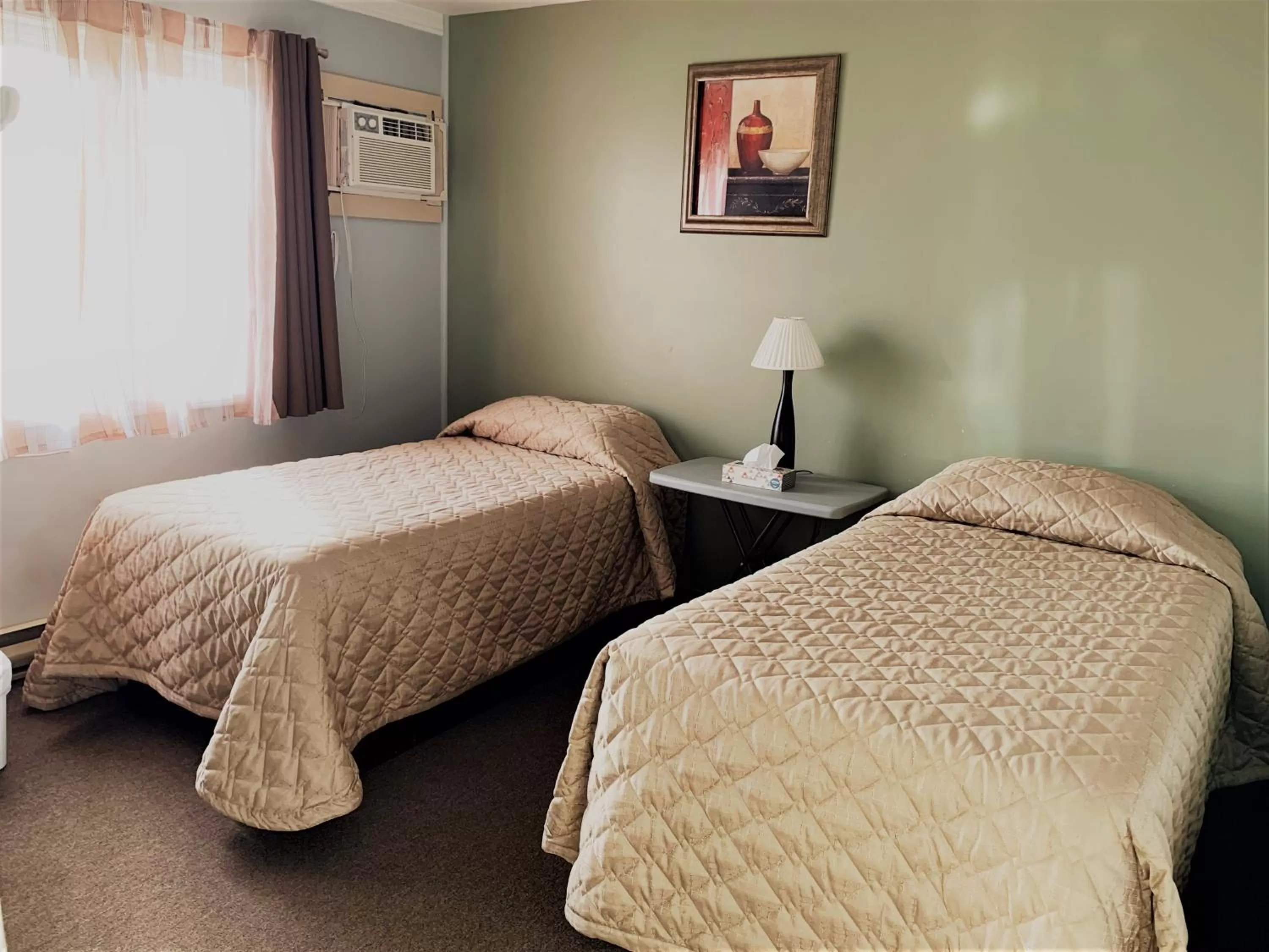 Bed in Hawberry Motel