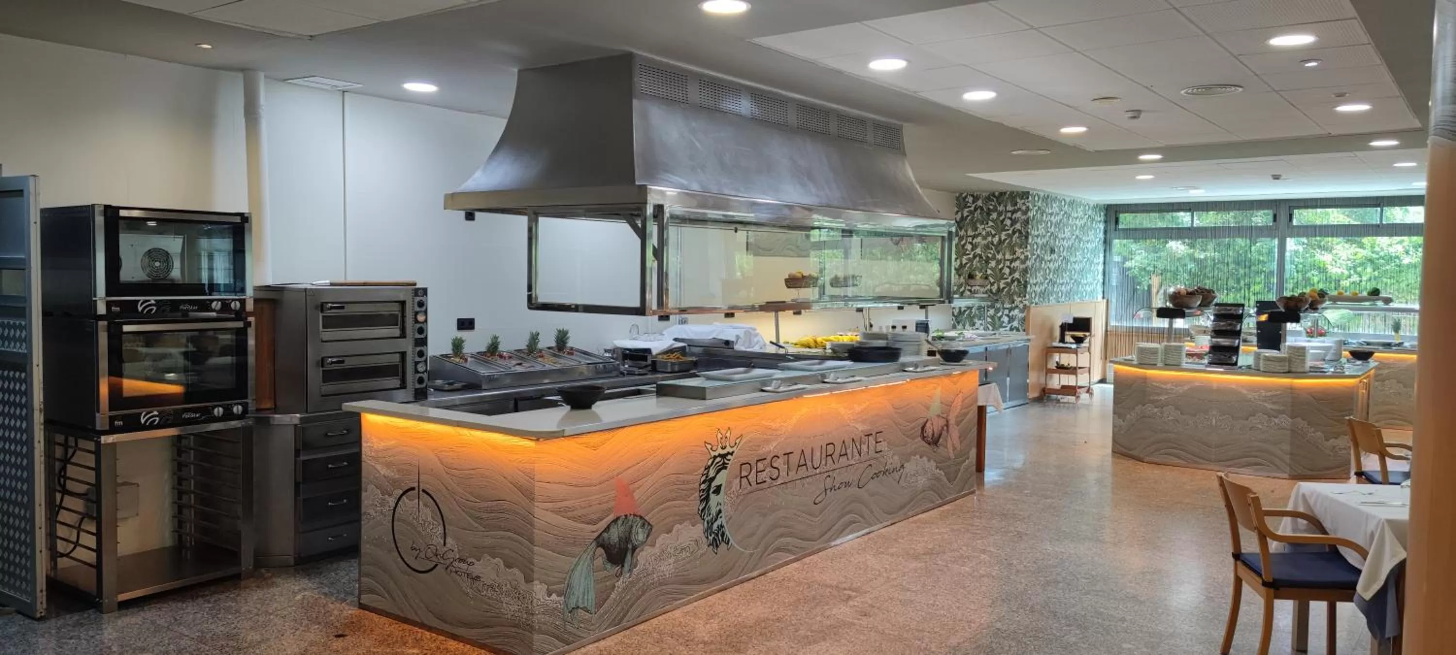 Restaurant/places to eat in Hotel Neptuno by ON Hotels Group
