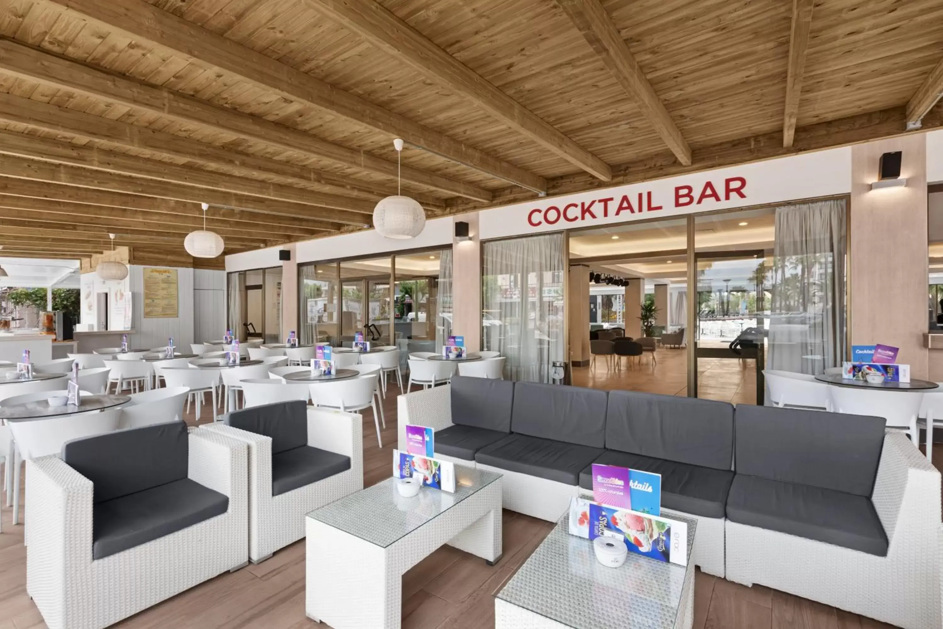 Lounge or bar, Restaurant/Places to Eat in Alua Boccaccio