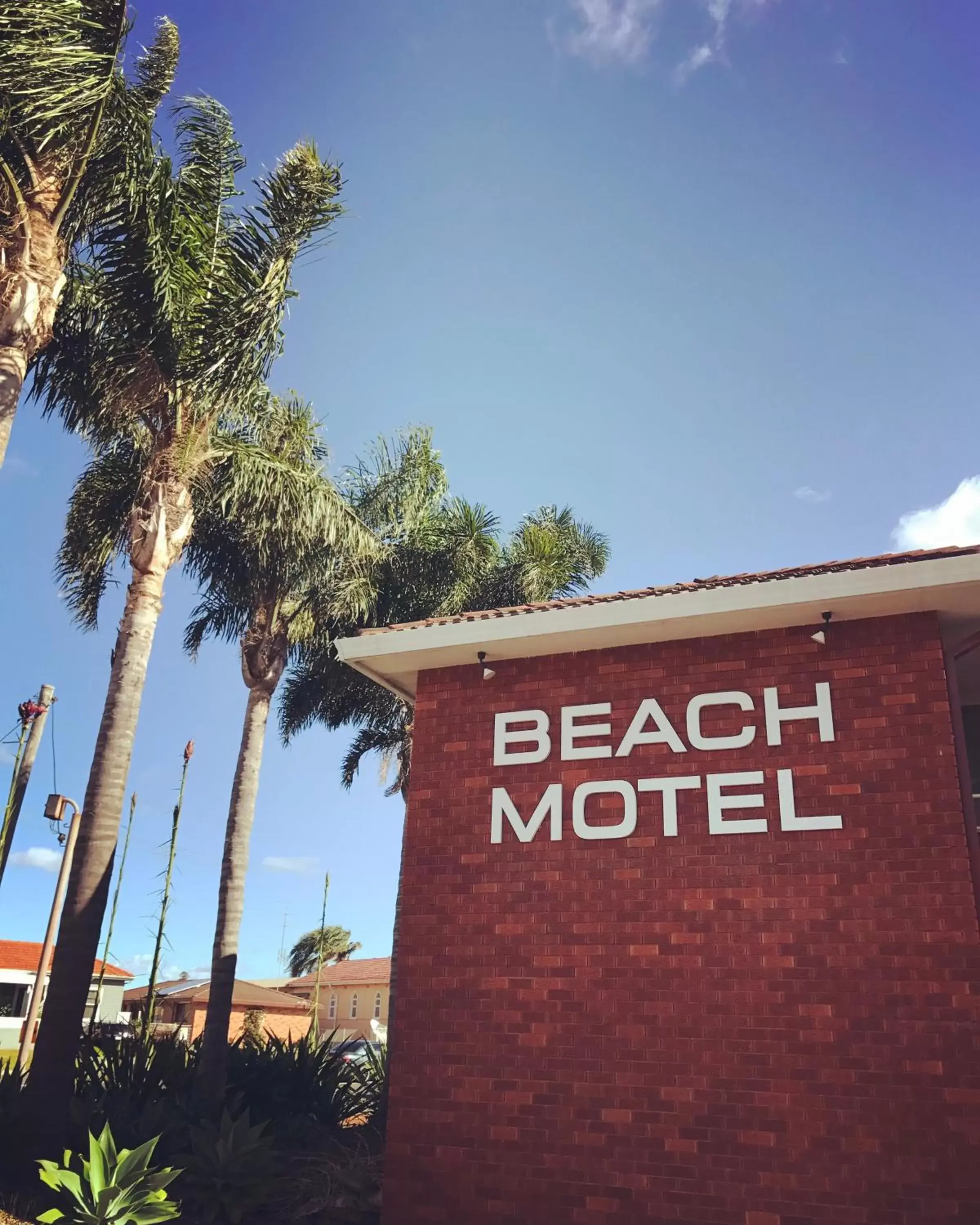 Property building in Thirroul Beach Motel