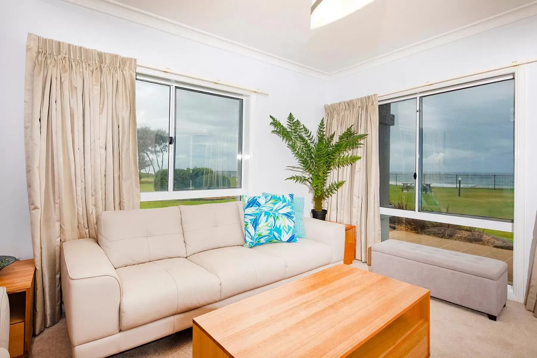 Seating Area in Meridian Beachside Apartments