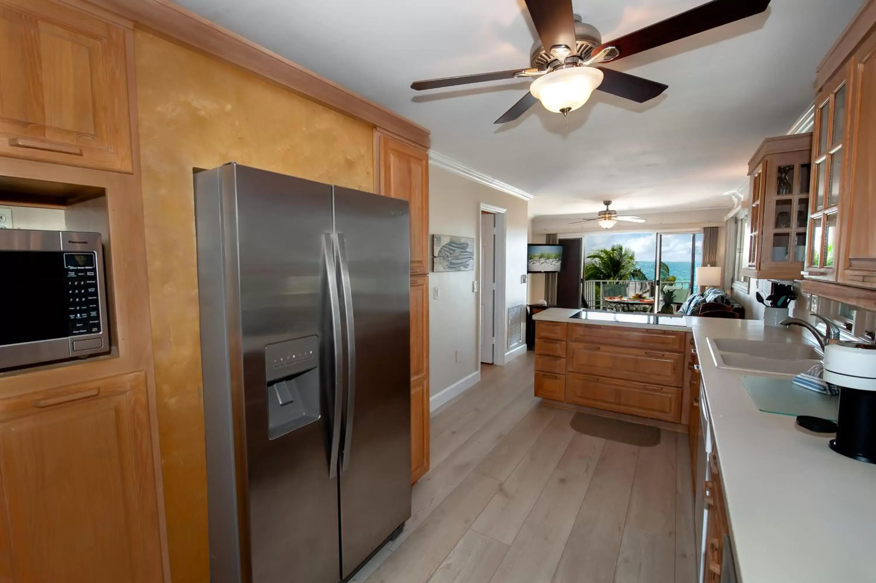 kitchen in Cedar Cove Resort & Cottages