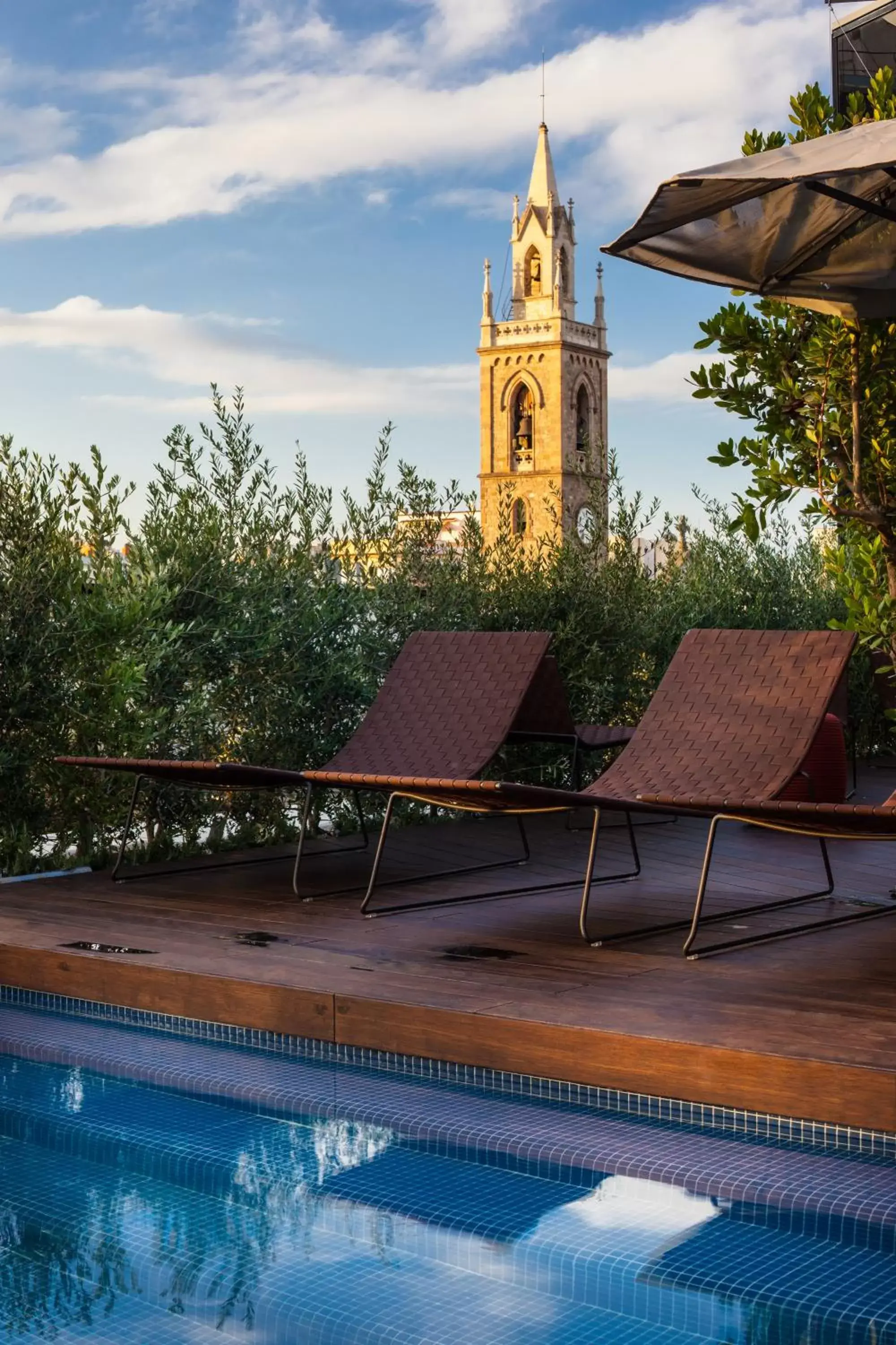 Balcony/Terrace, Swimming Pool in Ocean Drive Barcelona