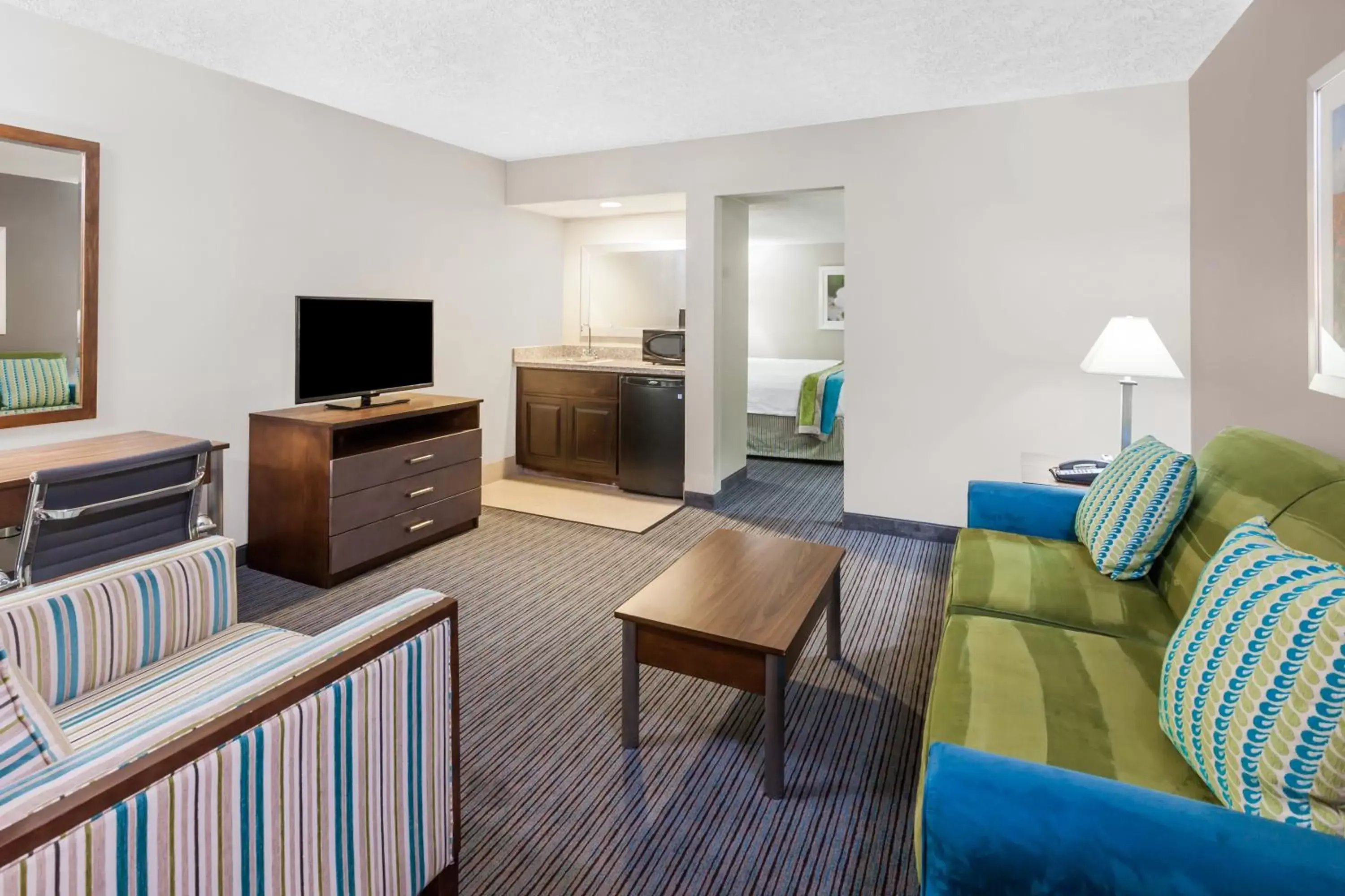 Other, Seating Area in Holiday Inn Hotel & Suites Oklahoma City North, an IHG Hotel