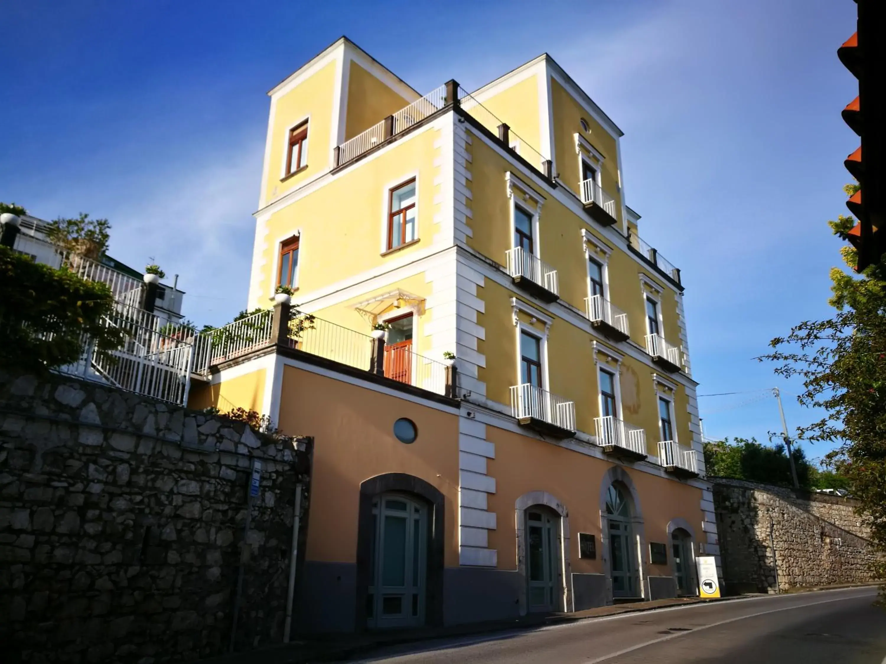 Facade/entrance, Property Building in Hotel Torre Barbara
