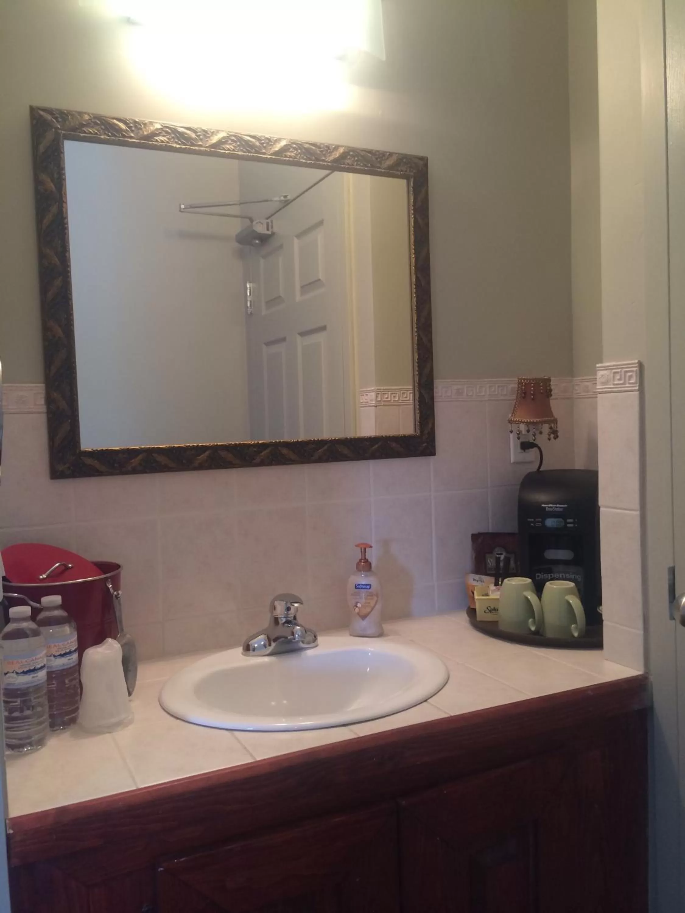 Bathroom in Dominion Hotel