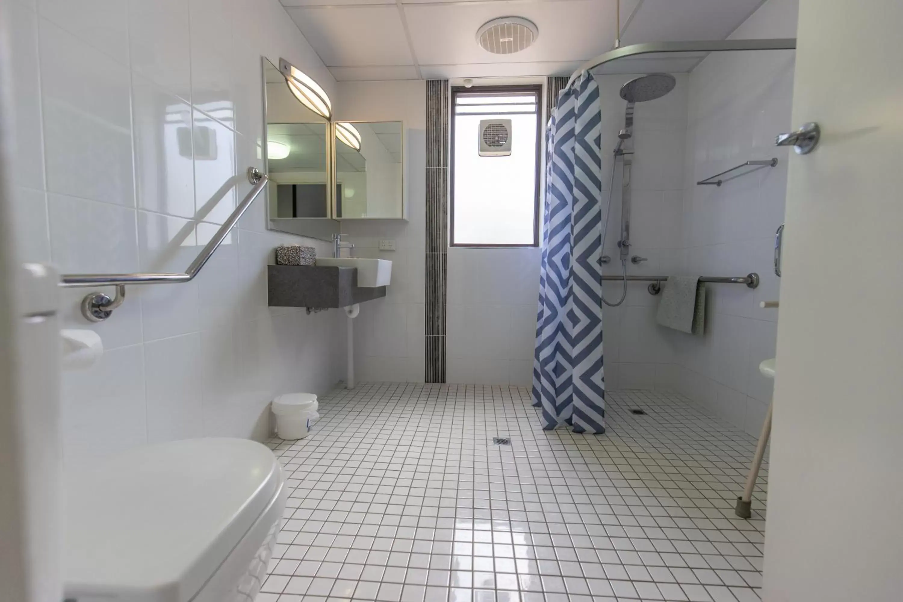 Bathroom in Rosslyn Bay Resort Yeppoon