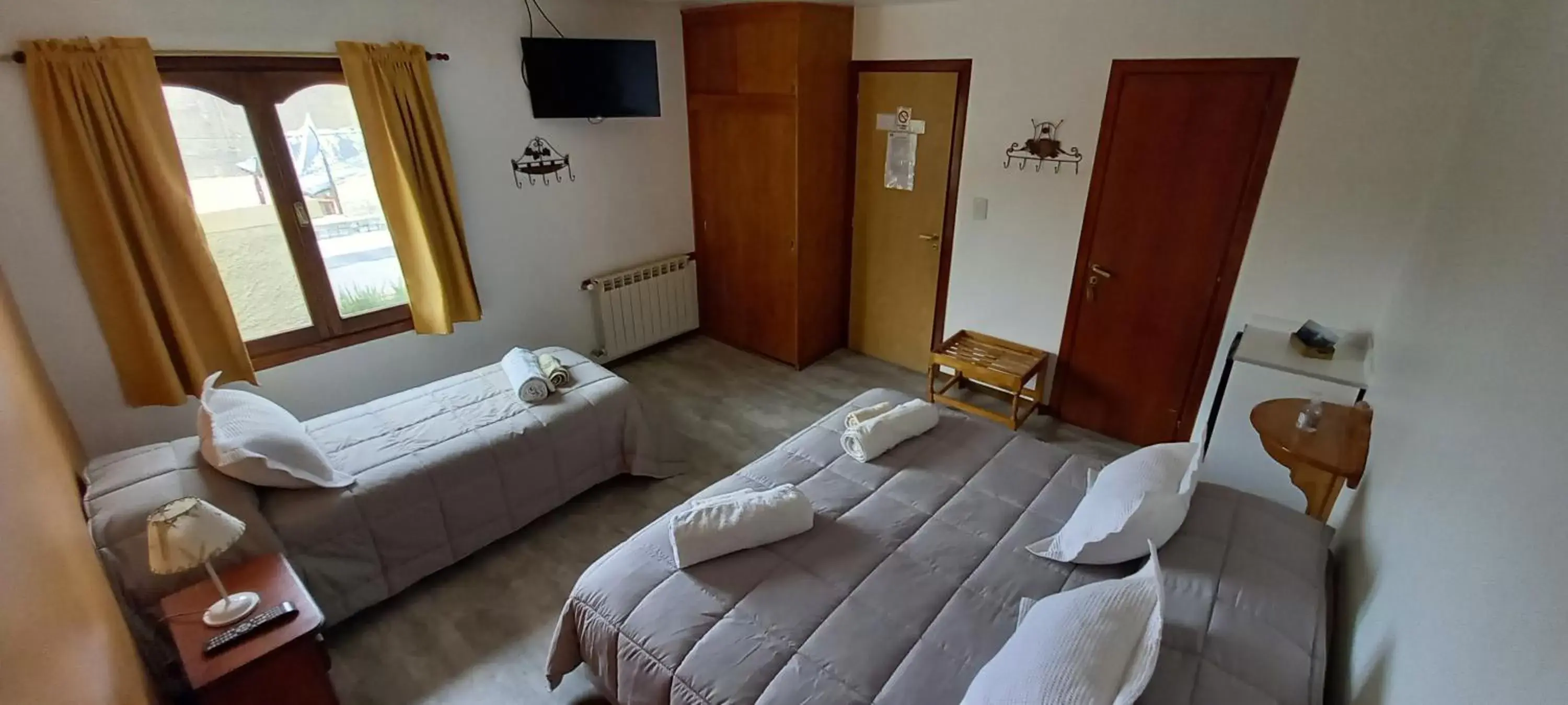 Triple Room in Mysten Kepen B&B Triple Room in Mysten Kepen B&B