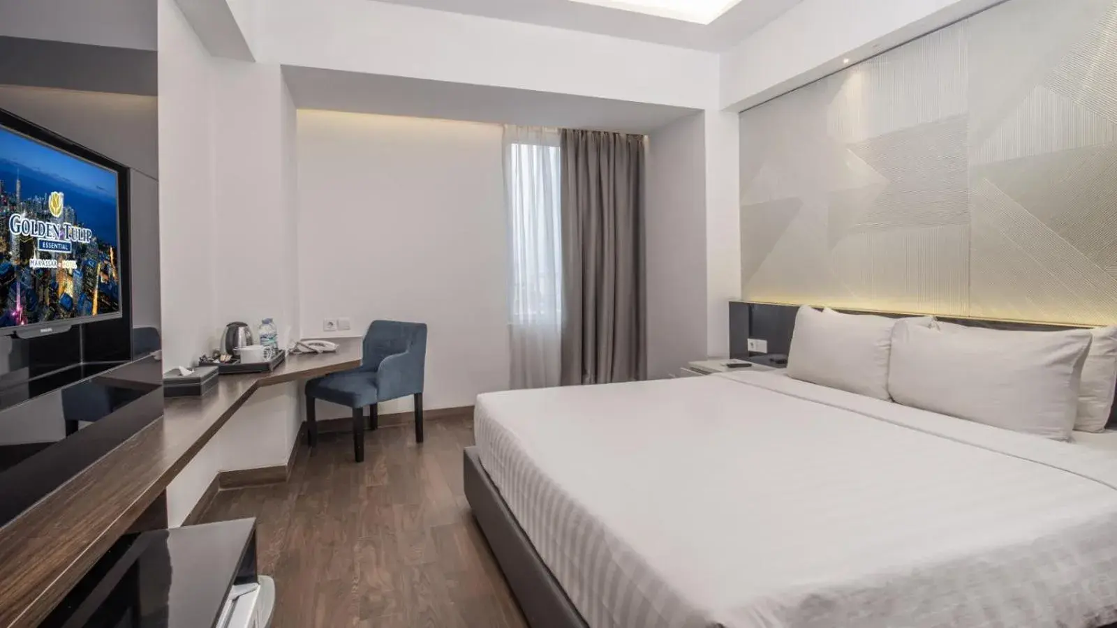 Bed in Golden Tulip Essential Makassar