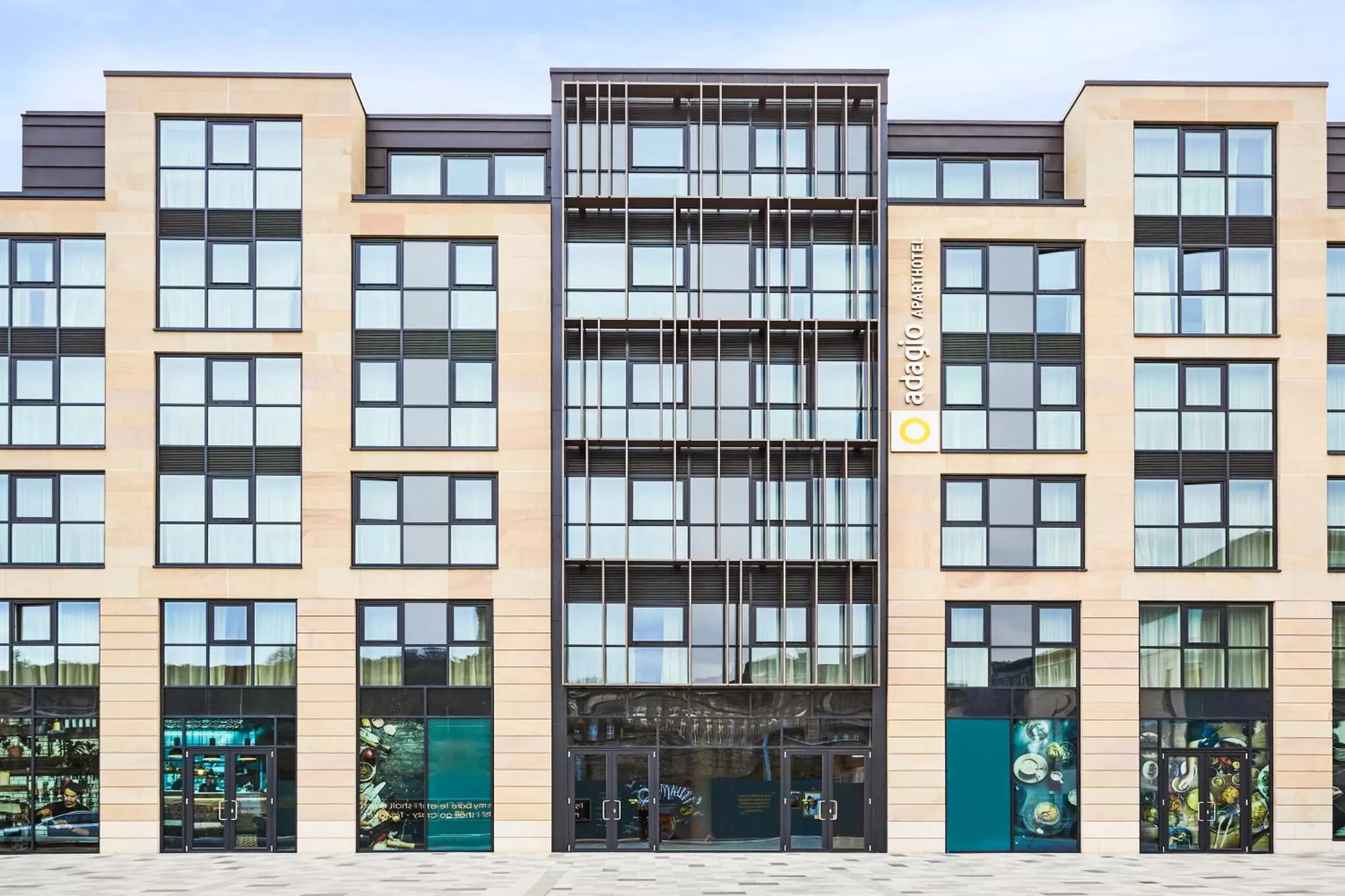 Facade/entrance, Property Building in Aparthotel Adagio Edinburgh Royal Mile