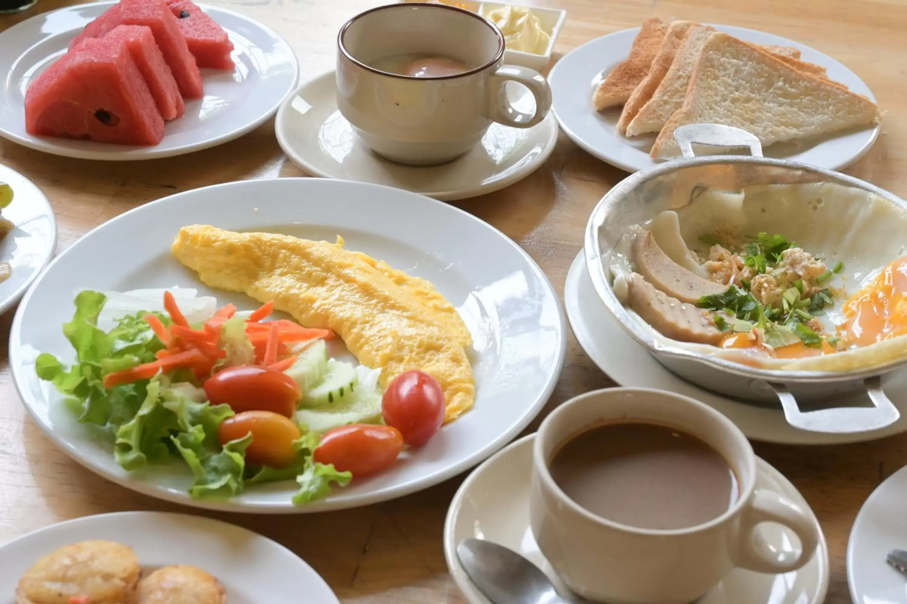 Breakfast in Rattana Park Hotel