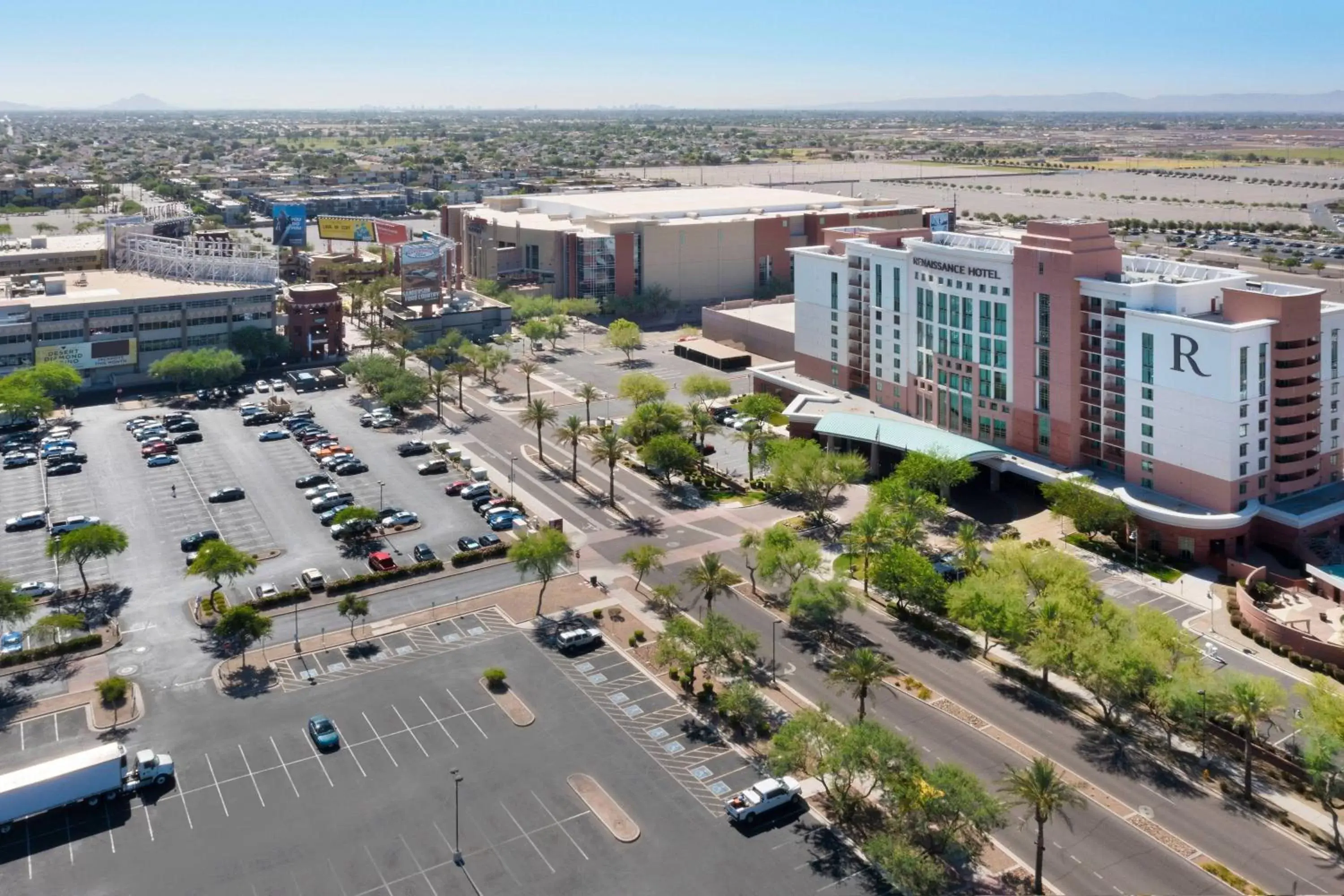 Property building, Bird's-eye View in Renaissance Phoenix Glendale Hotel & Spa