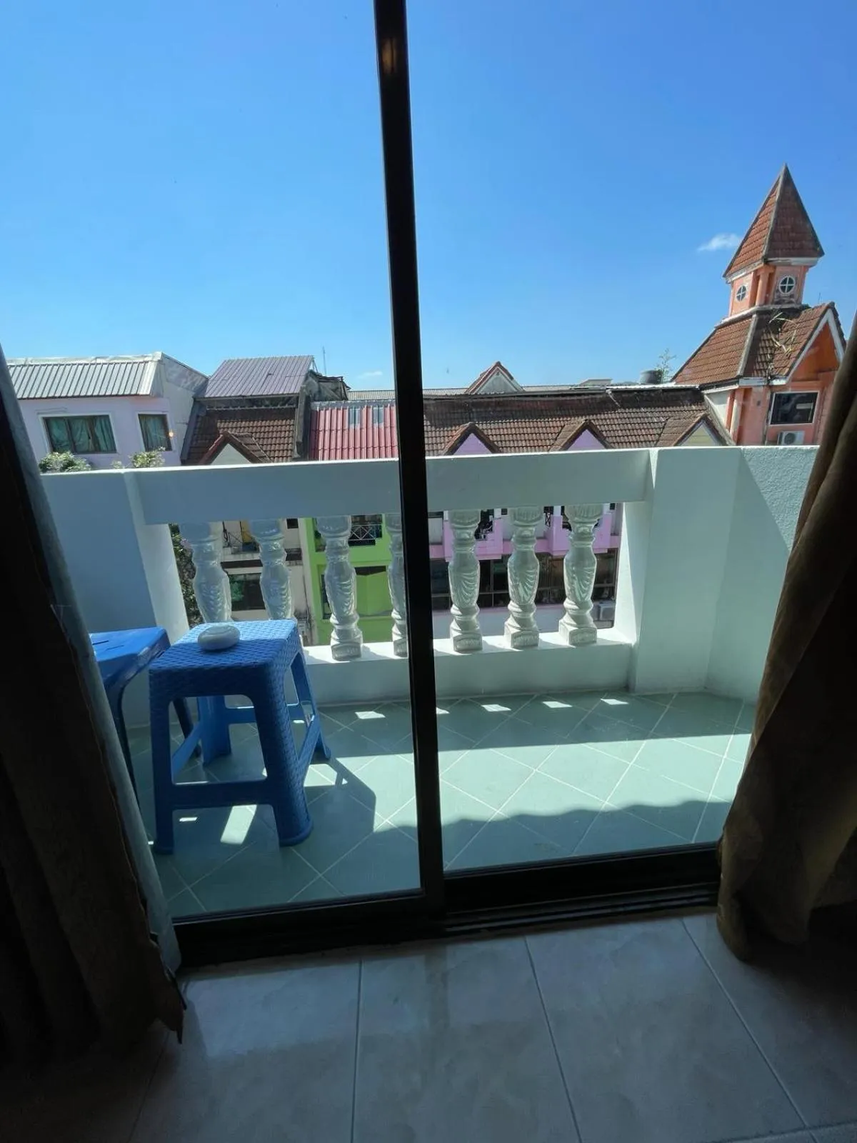 Patio in BH Baan Paradise Hotel Patong