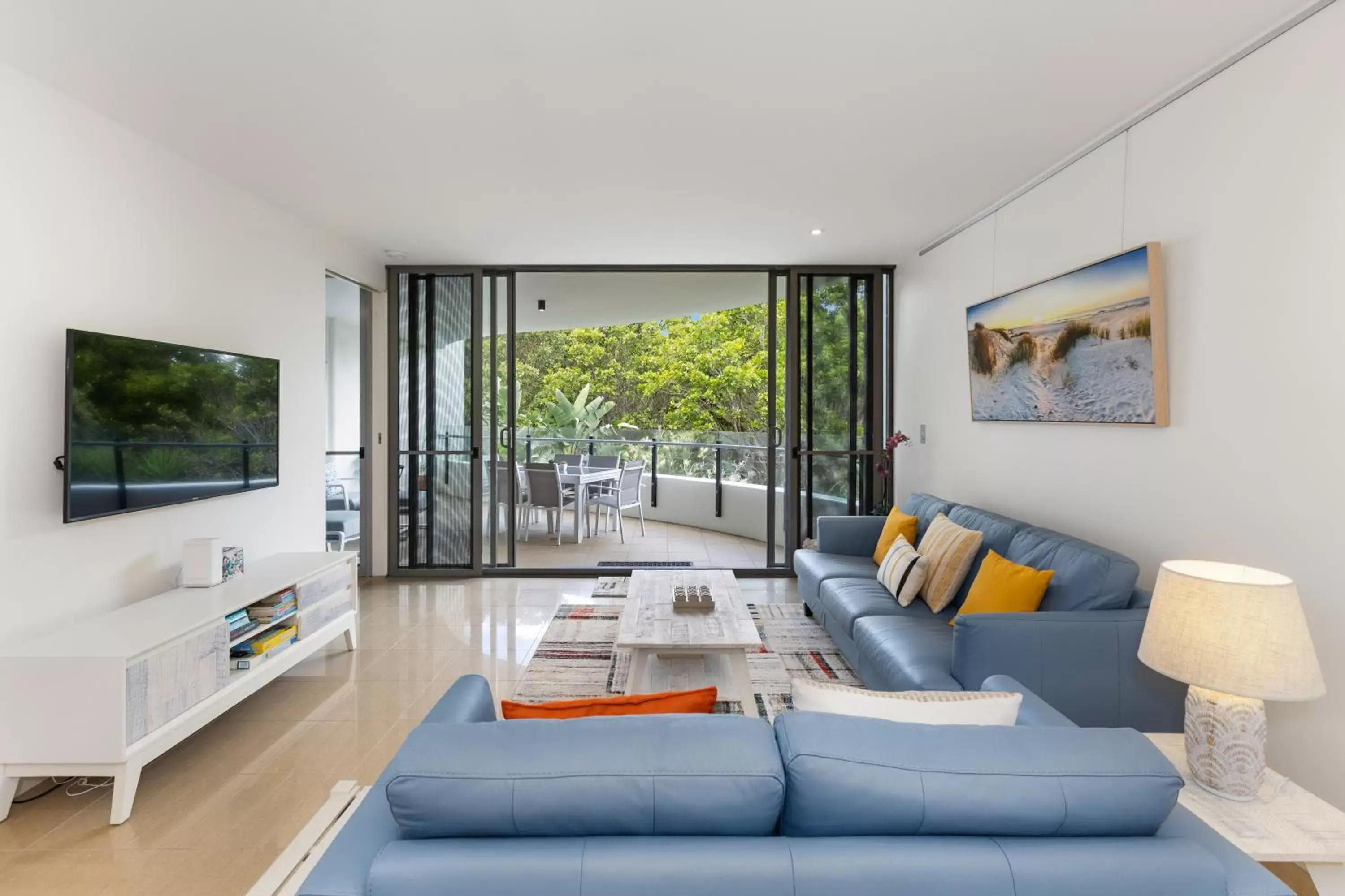 Living room, Seating Area in Cotton Beach Resort - Tweed Coast Holidays ®