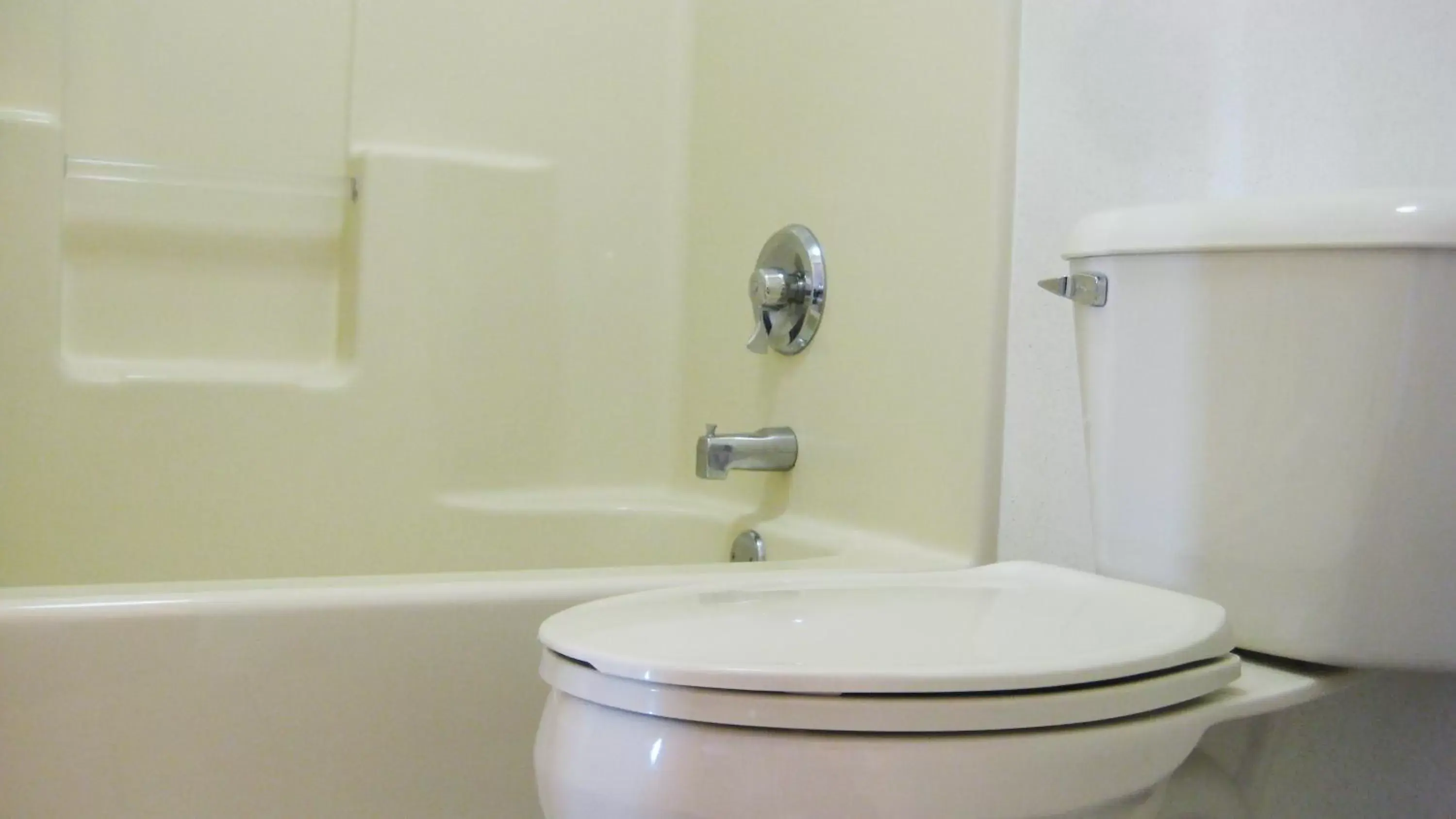 Toilet, Bathroom in American Motel - Lenoir