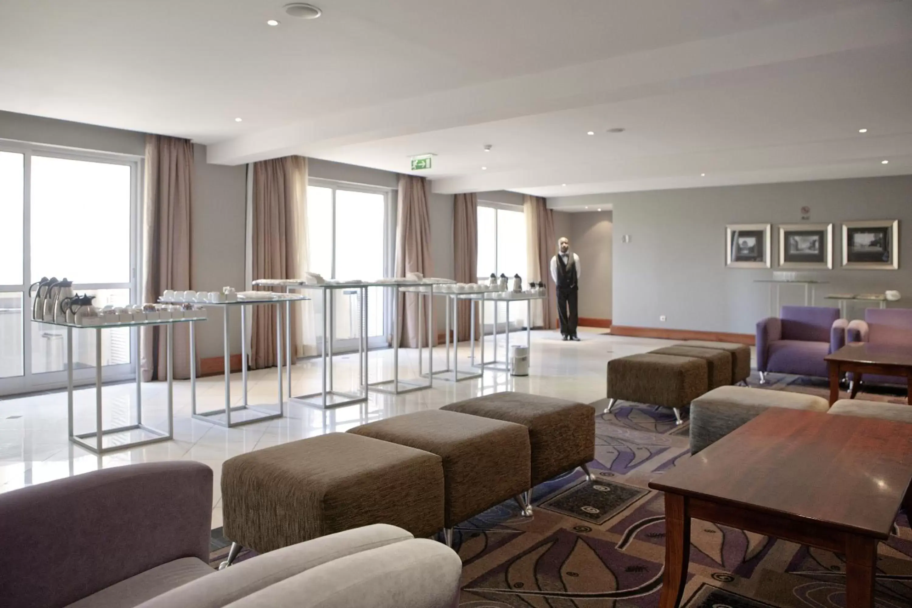 Business facilities in Hotel Avenida