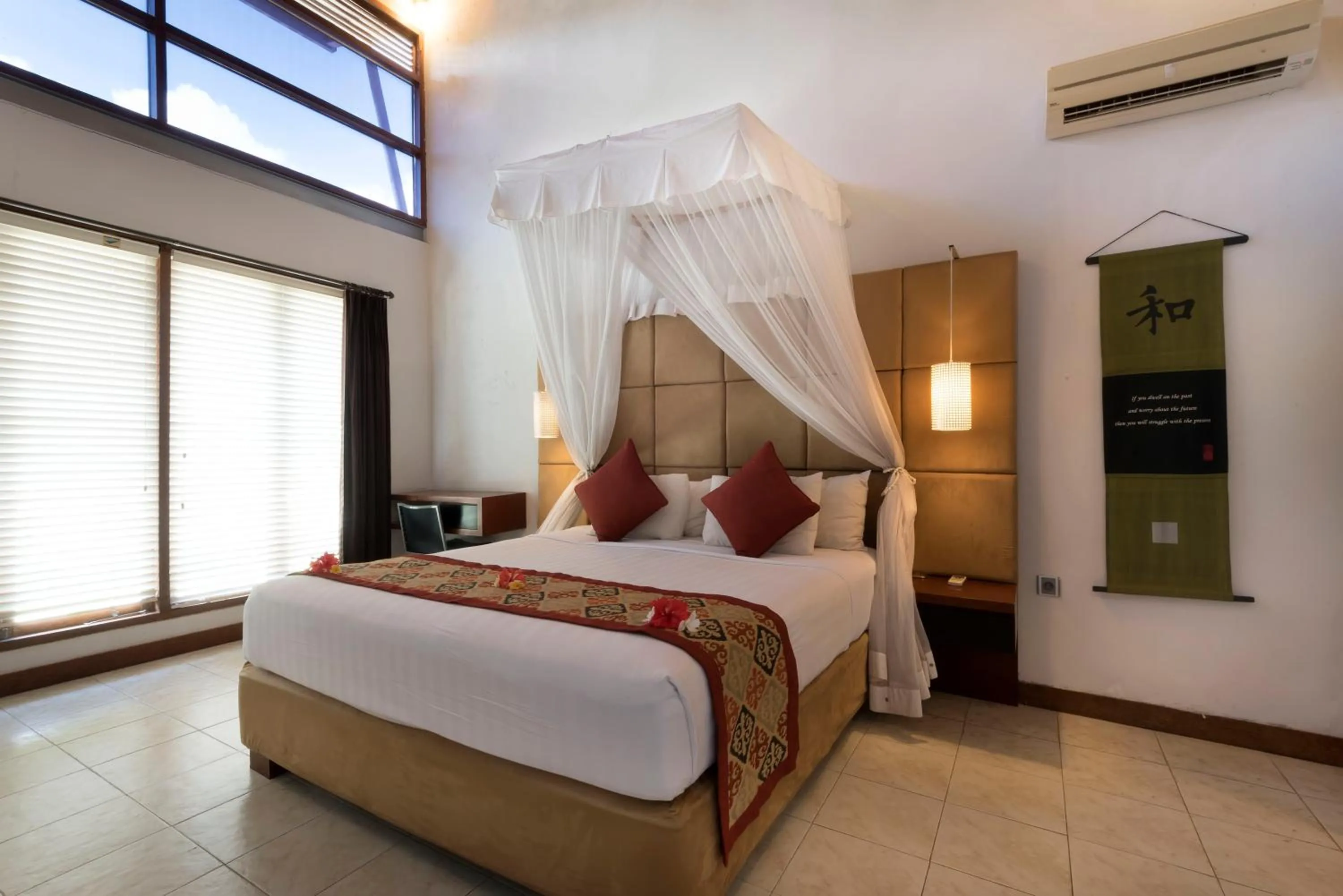 Bedroom, Bed in Villa Puri Ayu