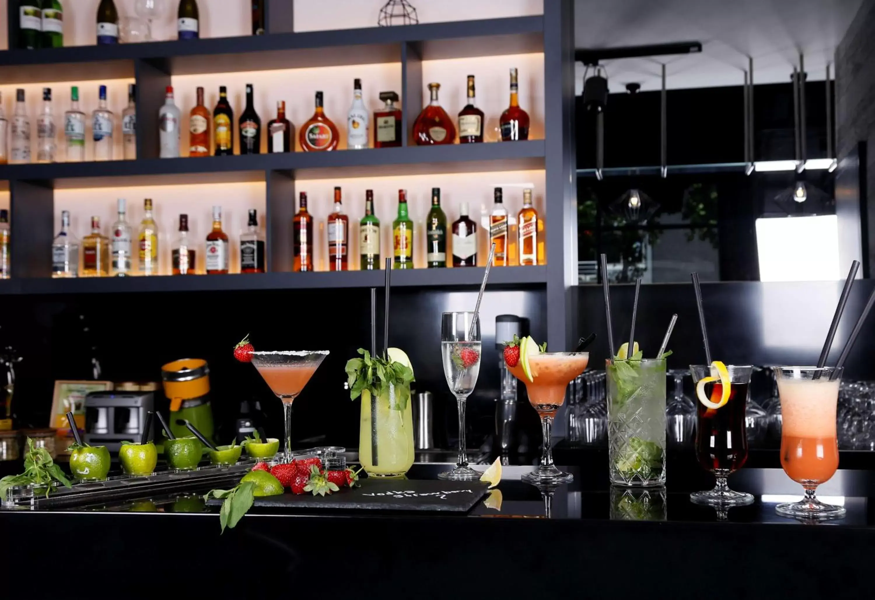 Lounge or bar, Lounge/Bar in Park Inn by Radisson Izmir