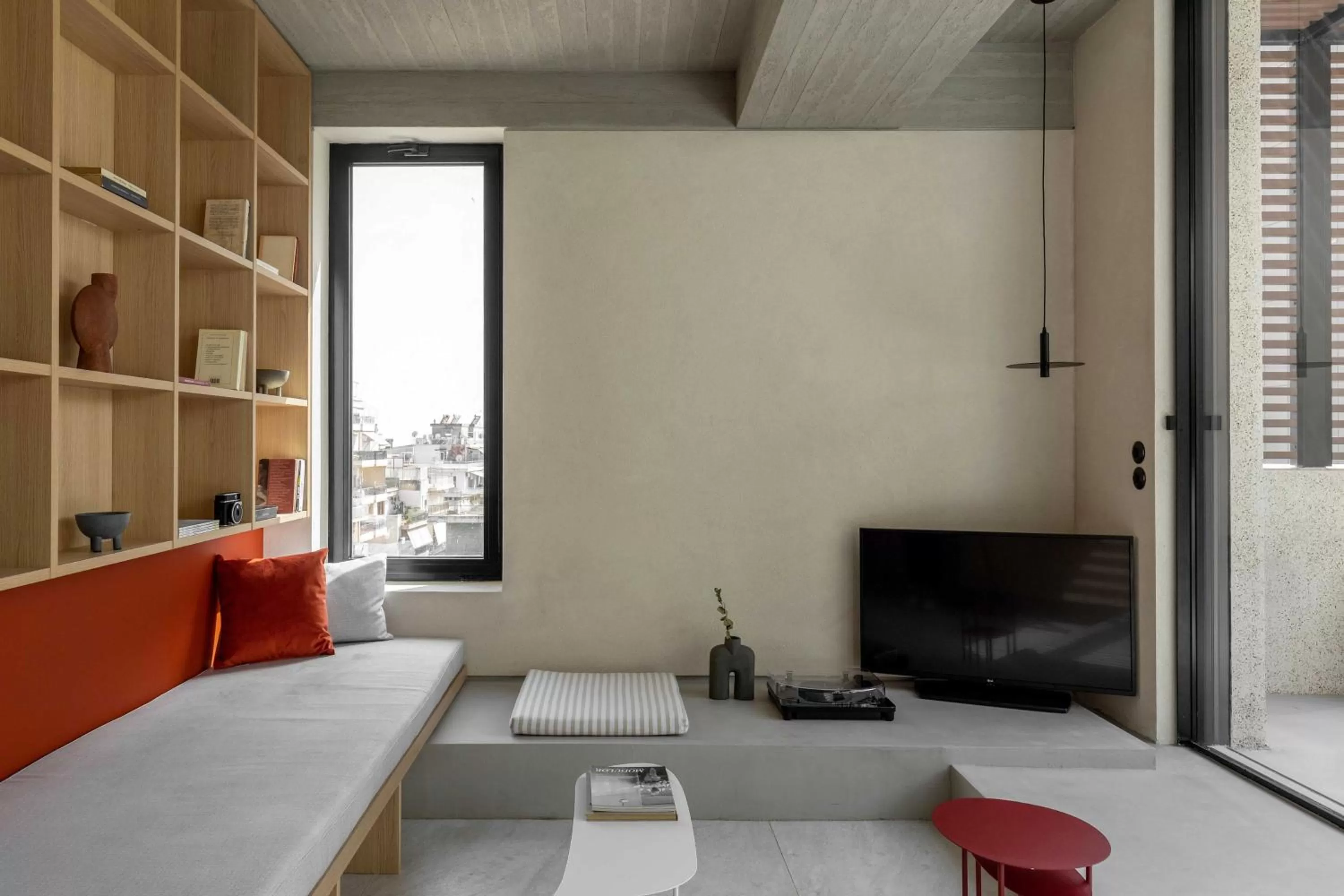 TV and multimedia in The Newel Psychiko