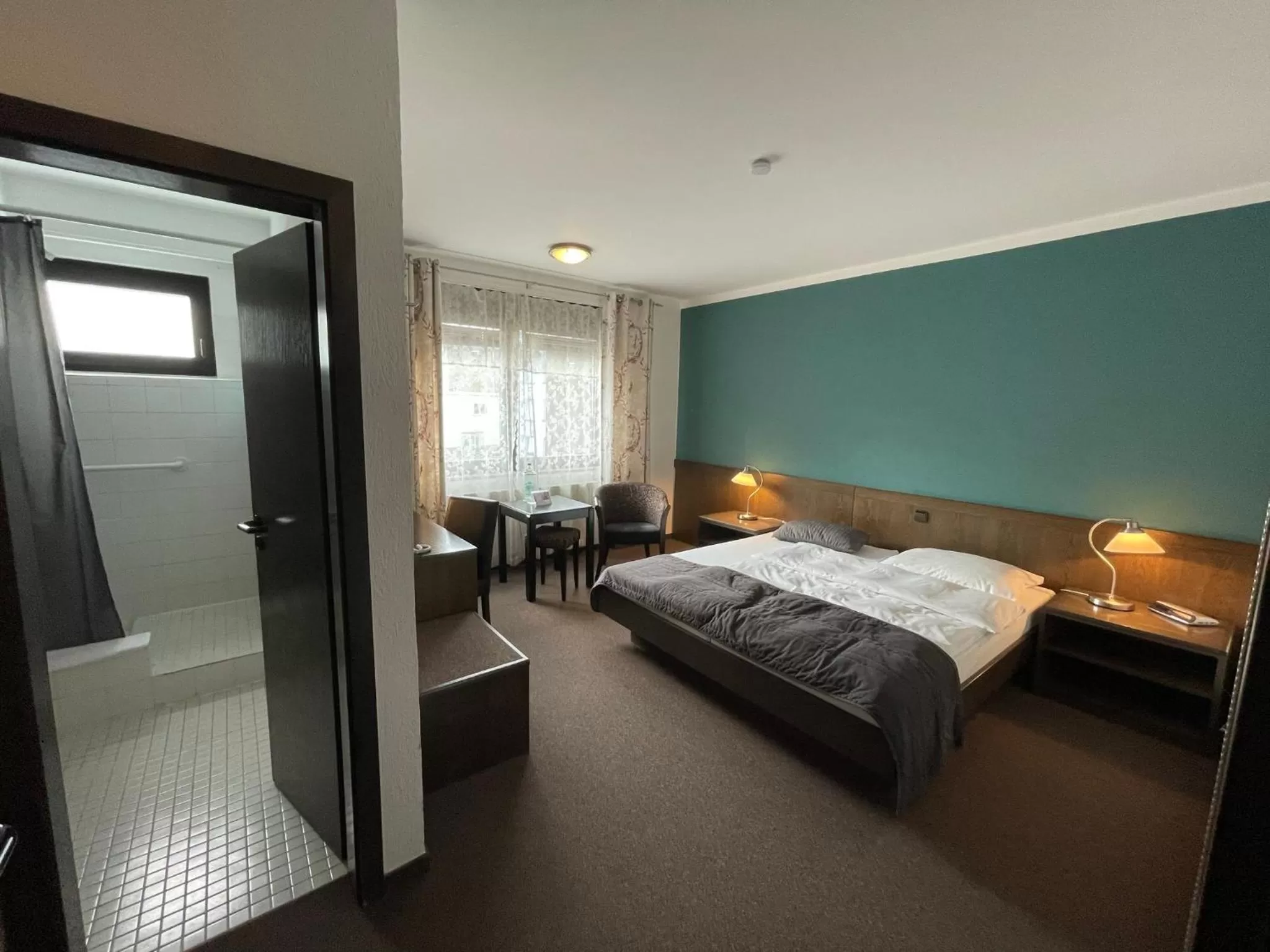 Bed in Hotel Brunnenhof