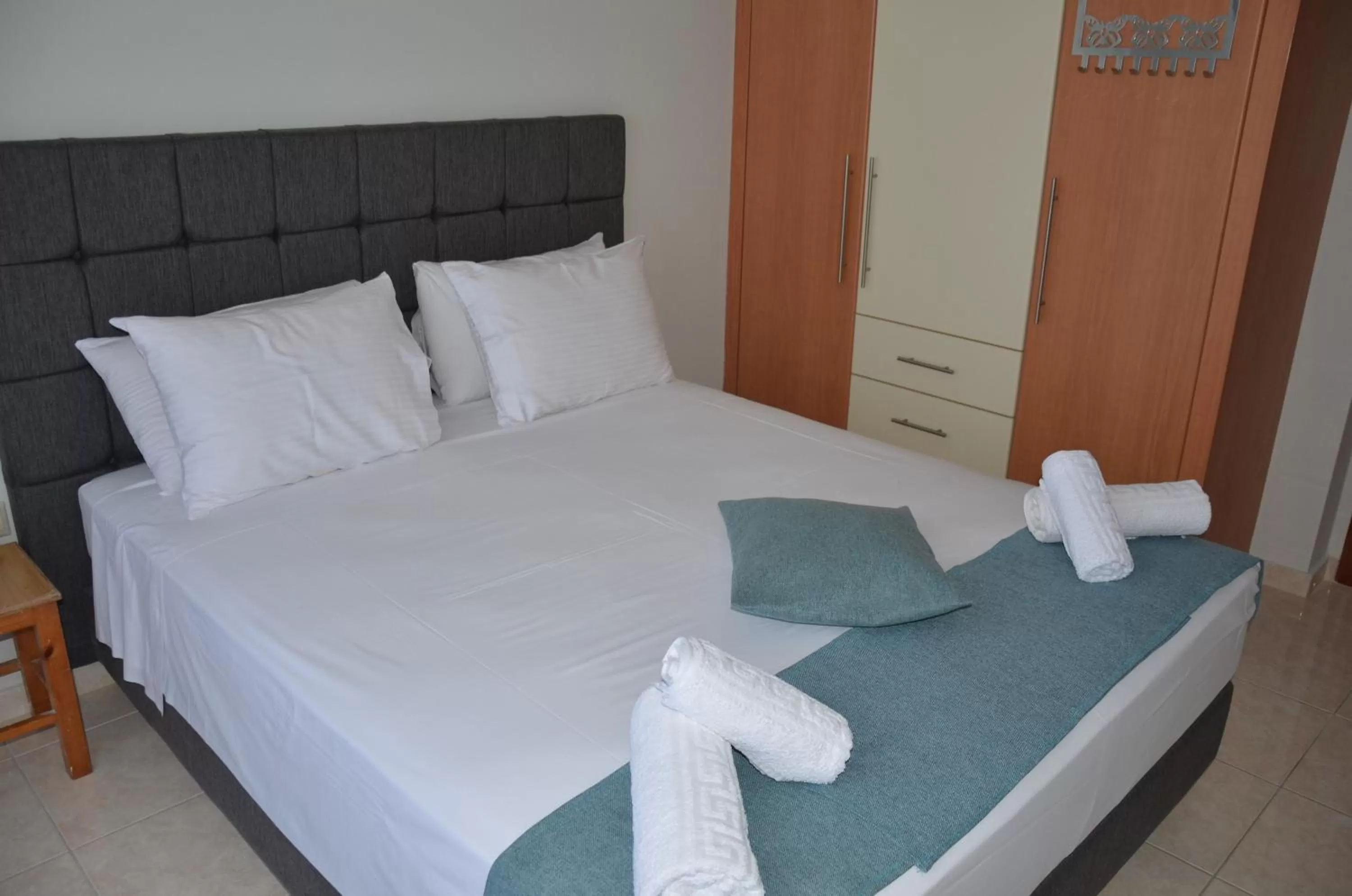 Bedroom, Bed in Platoni Elite