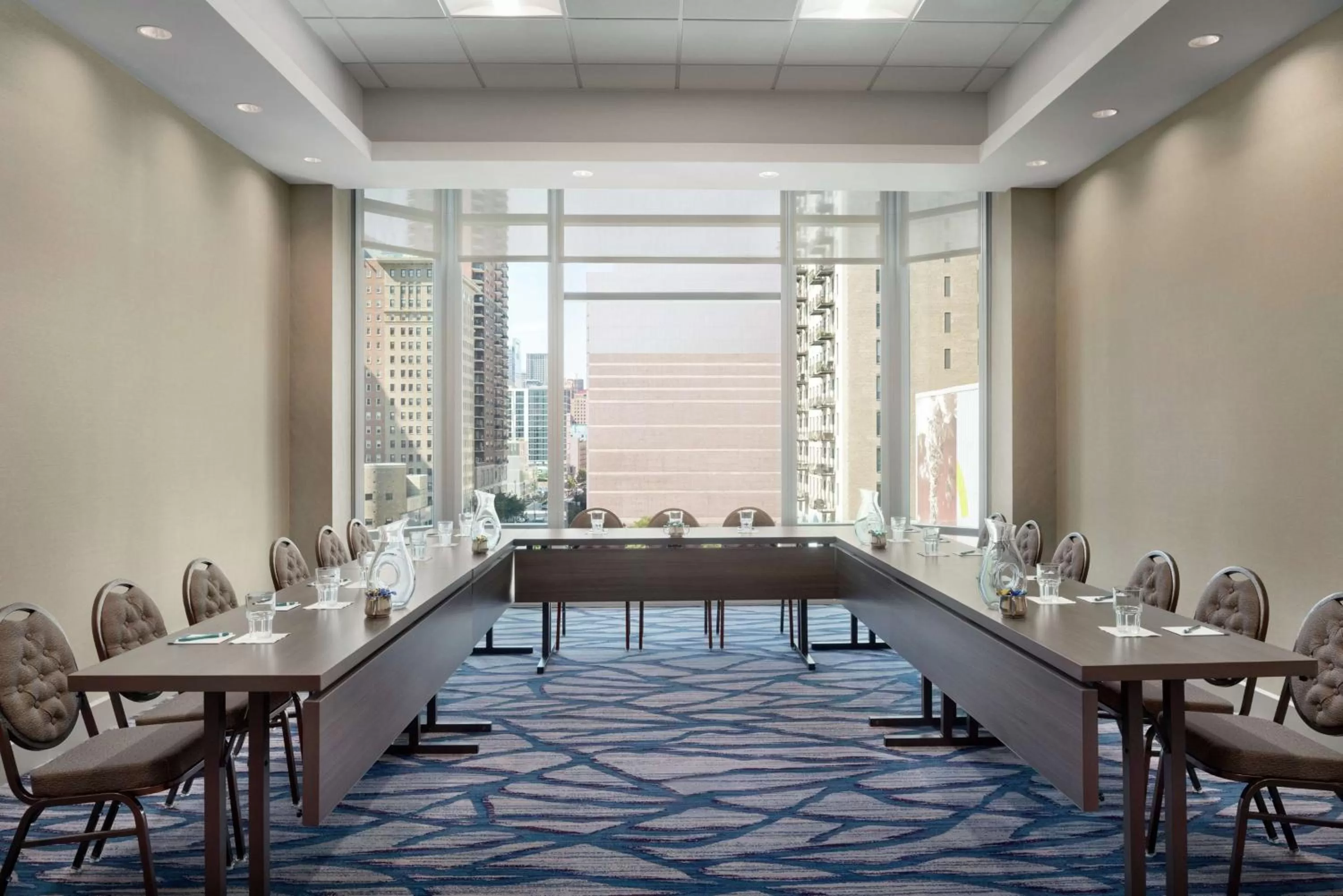 Meeting/conference room in Hilton Garden Inn Chicago Downtown South Loop