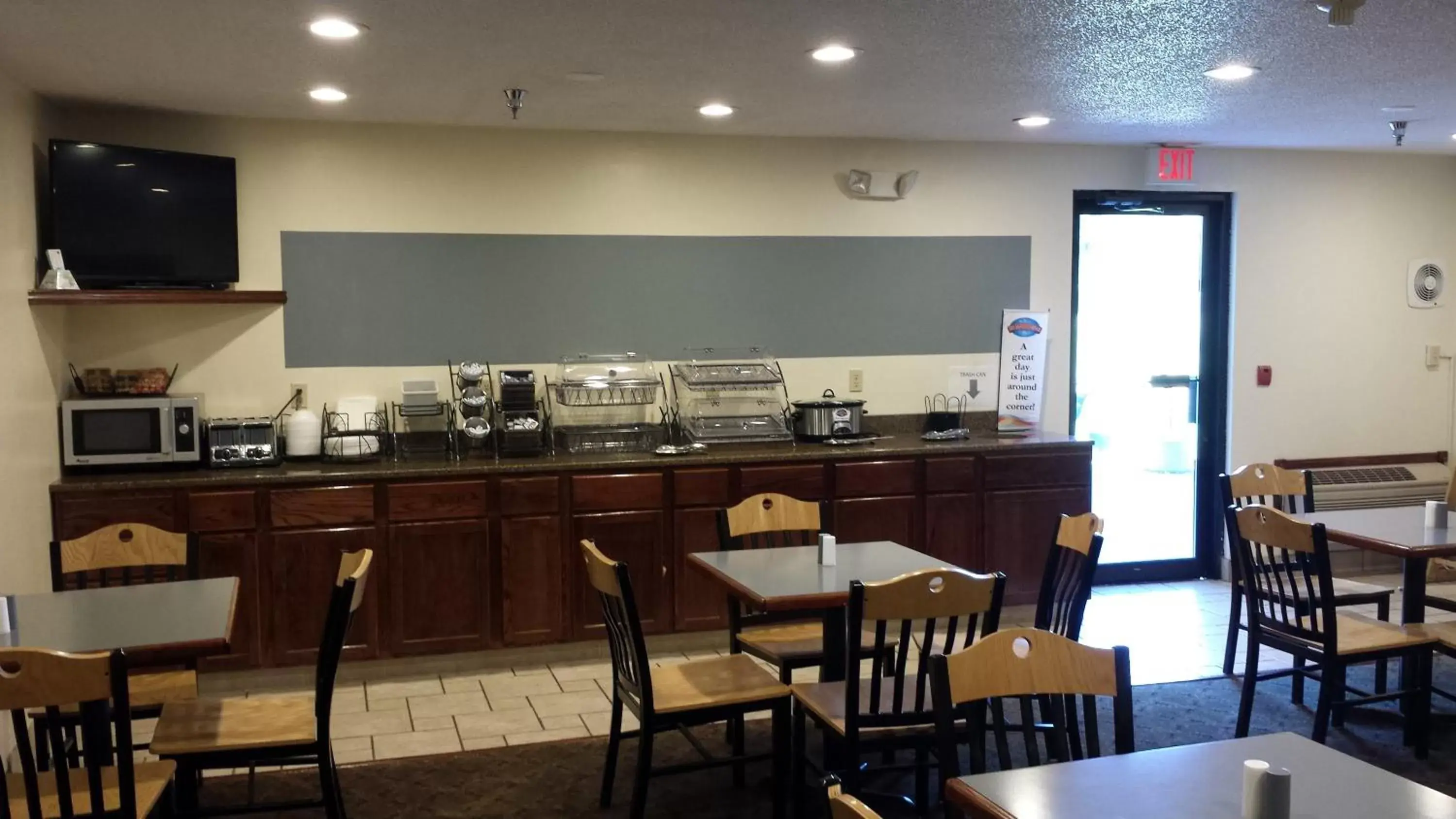 Continental breakfast, Restaurant/Places to Eat in Baymont by Wyndham Hot Springs