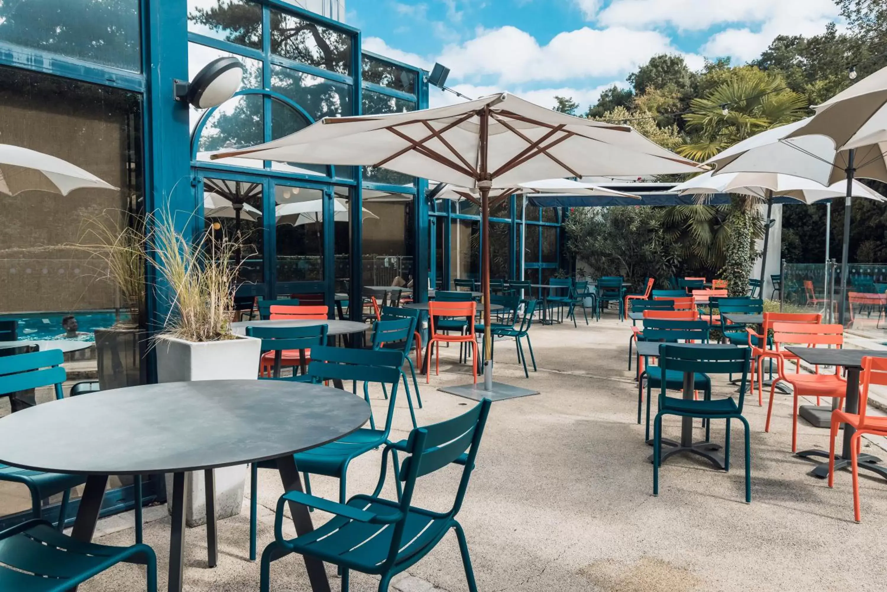 Balcony/Terrace, Restaurant/Places to Eat in Novotel La Rochelle Centre