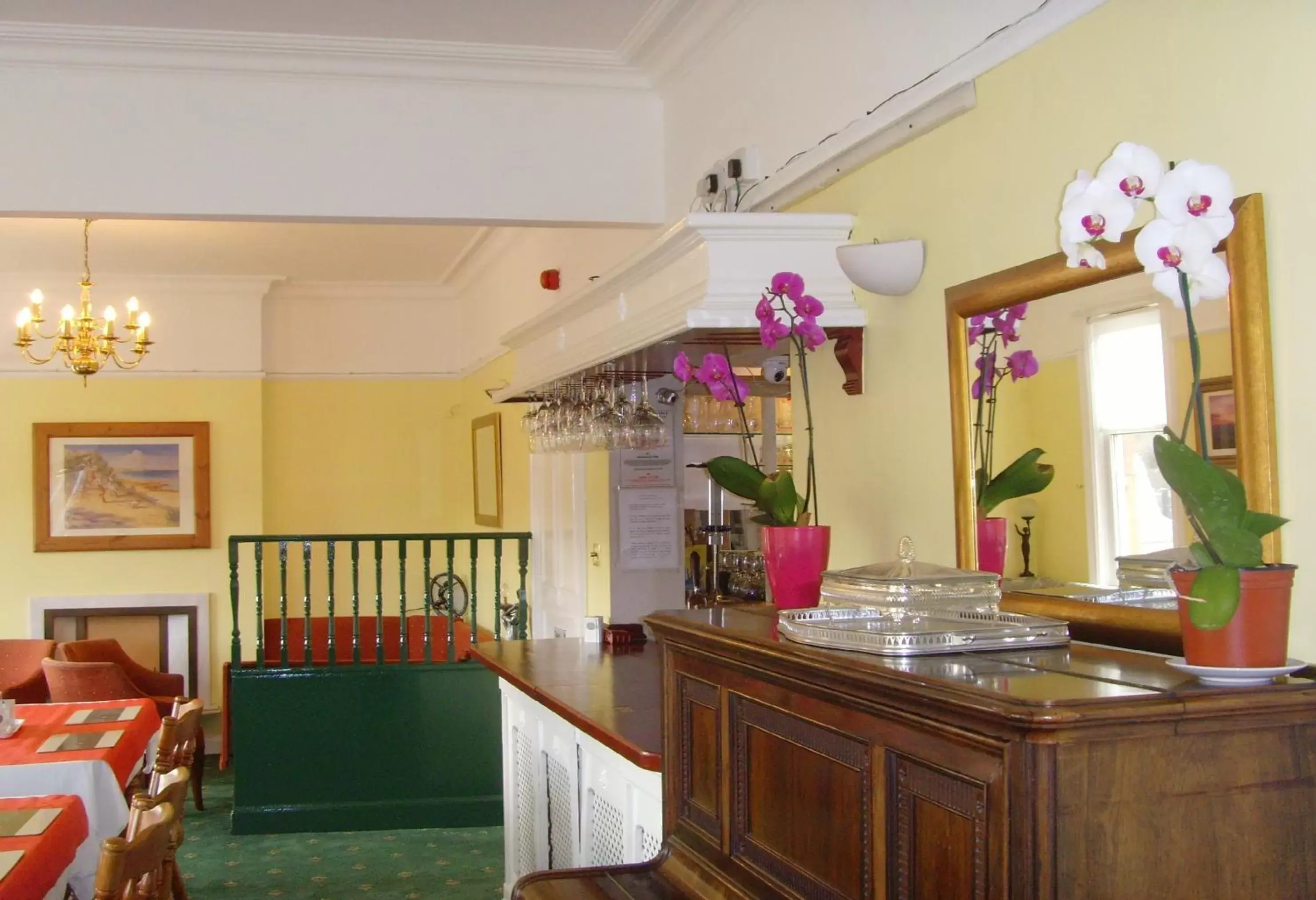 Restaurant/places to eat, Lobby/Reception in Twin Lions Hotel