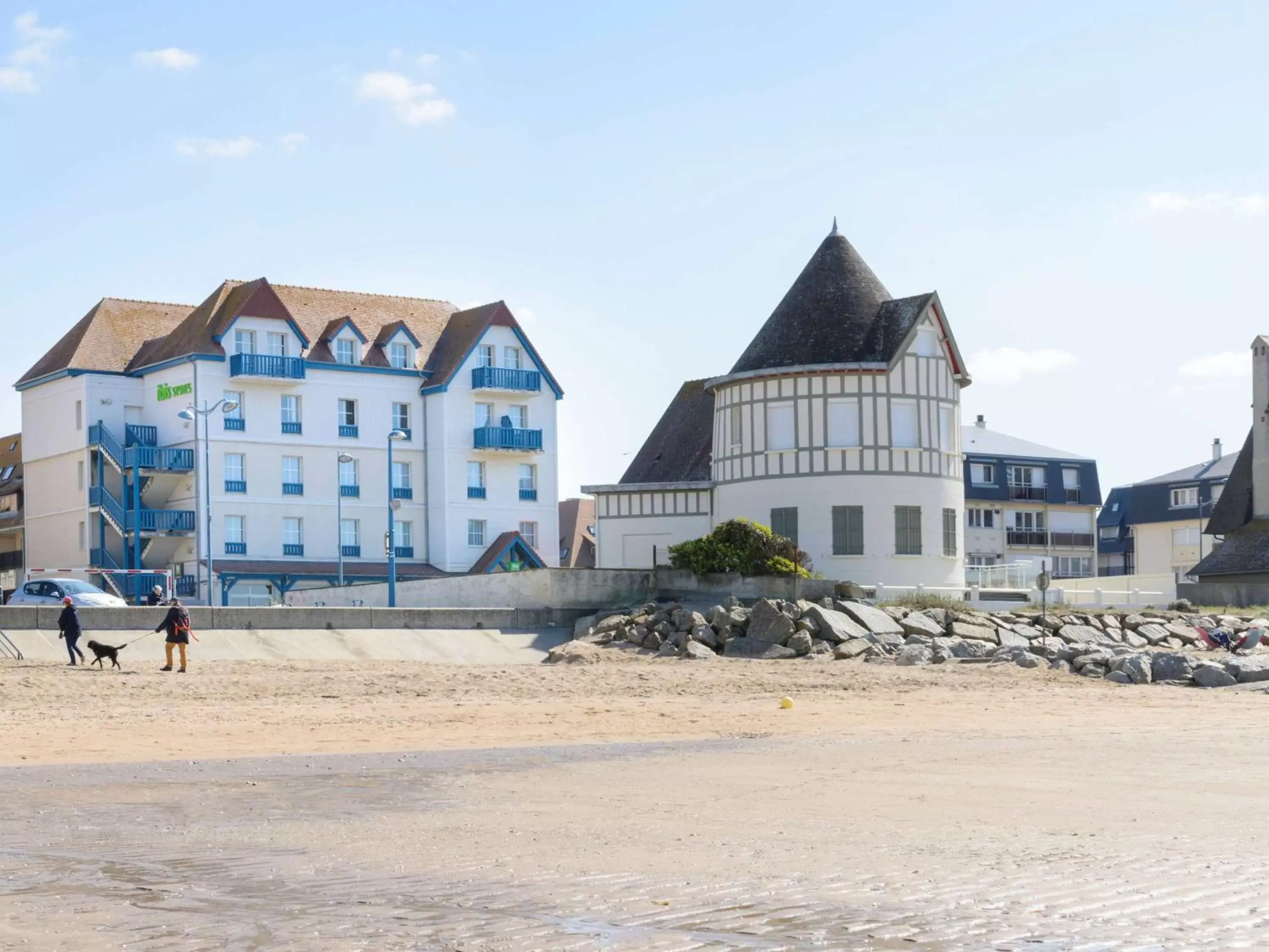 Property building in ibis Styles Deauville Villers Plage